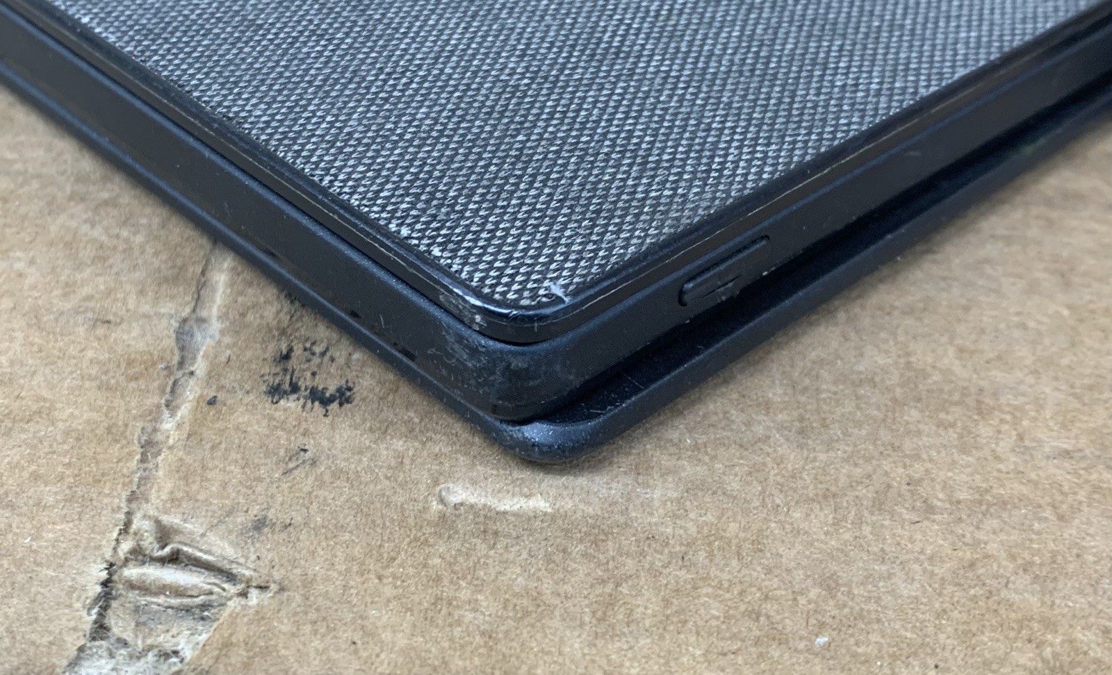 Dell Latitude 7275 2-in-1 FHD Touch Intel M7-6Y75 8GB RAM 128GB SSD WIN 10P