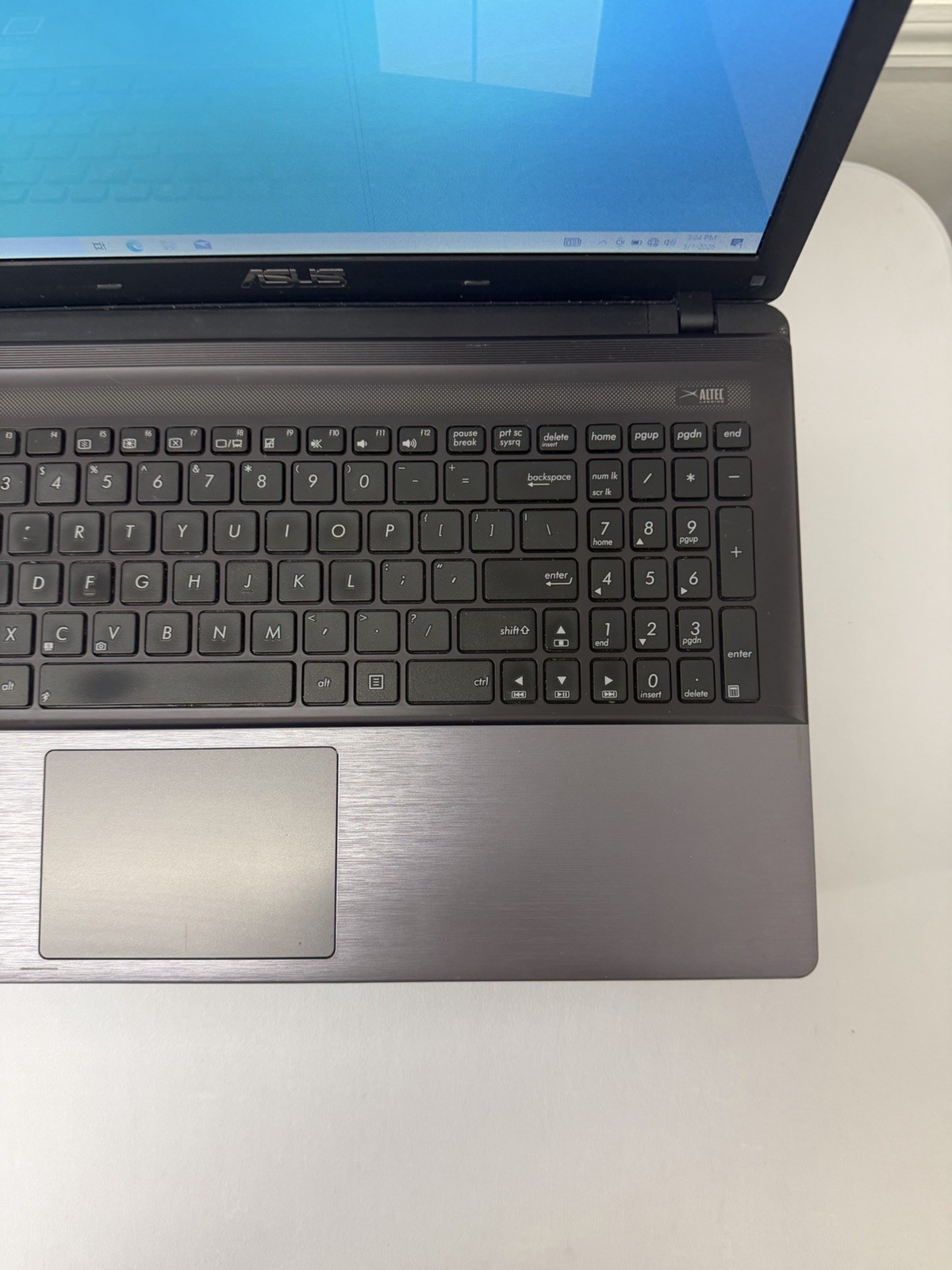 Asus K55A Laptop – Screen Has Vertical Lines – Intel i5-3210M – Read Des