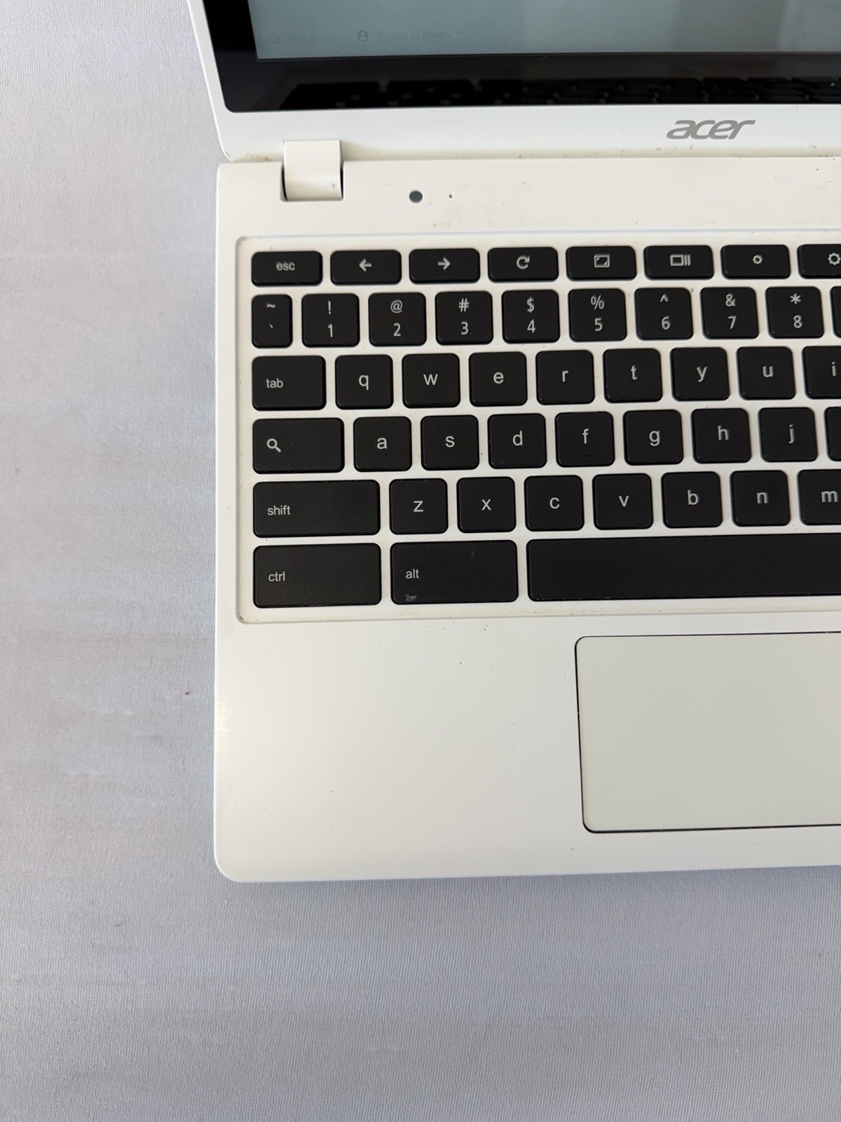 Acer Chromebook C720P-2600 Laptop – Intel Celeron 2955U – 2GB RAM – 32 GB SSD