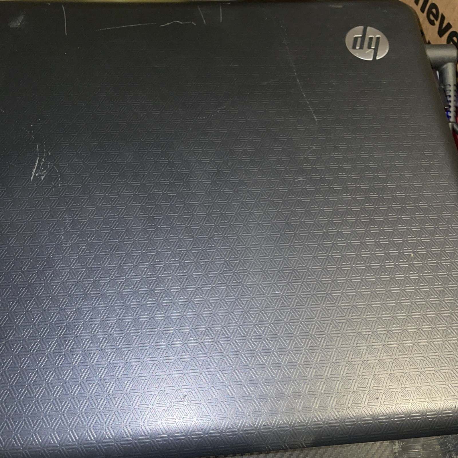 Hp G62 w 165 GB SSD And 8 Gb Ddr3 Linux Mint & Cooling Pad RGB Light And Charger