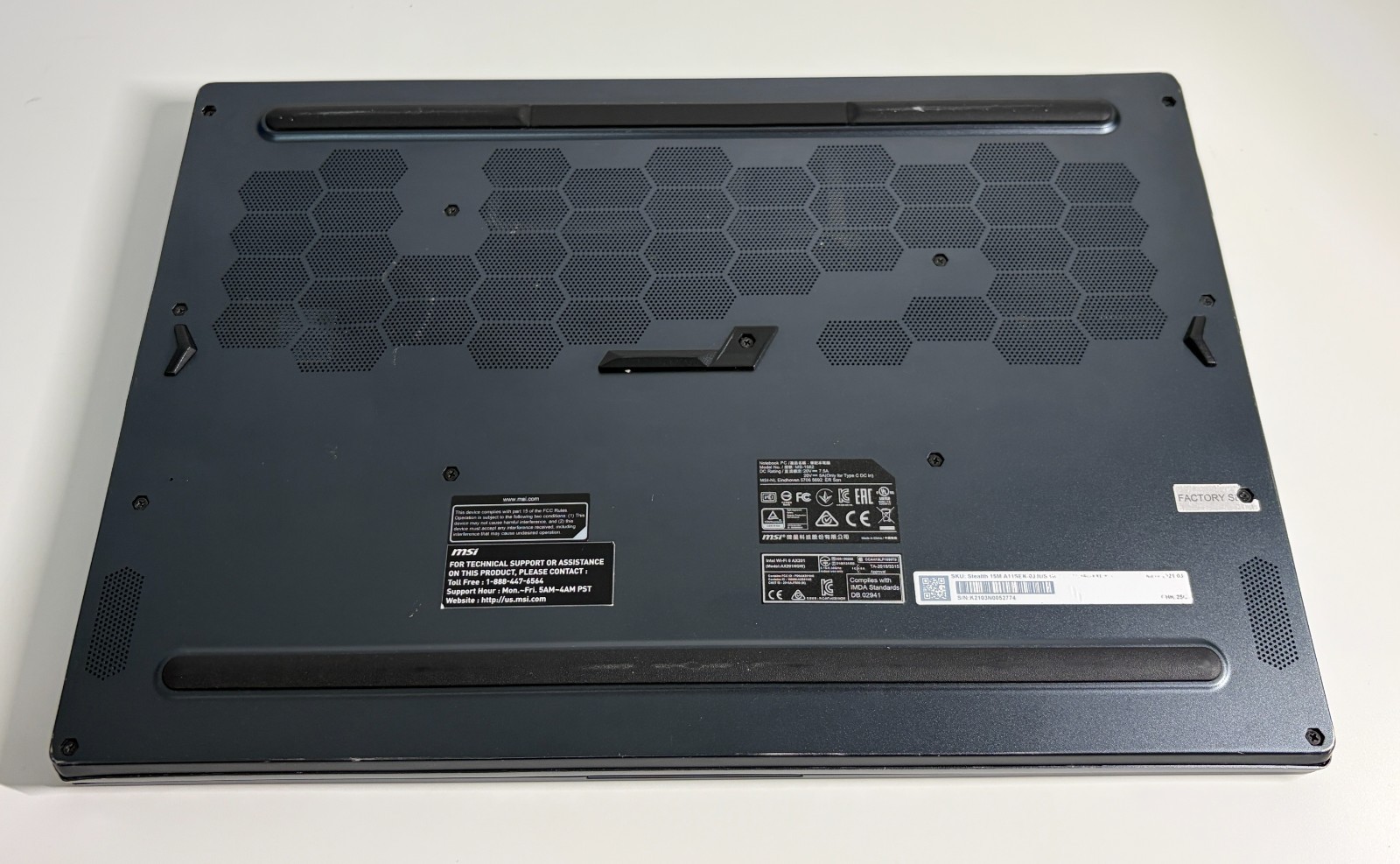 MSI Stealth 15M A11SEK 15.6″ i7-1185G7 16GB RAM 1TB RTX 2060 GAMING LAPTOP FAIR