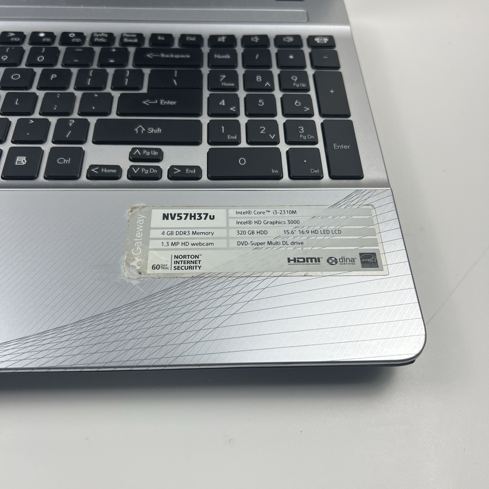 Gateway P5WS0 Laptop Core i3 15.6 Intel HD Graphics 3000 320GB HD 4GB RAM Win 10