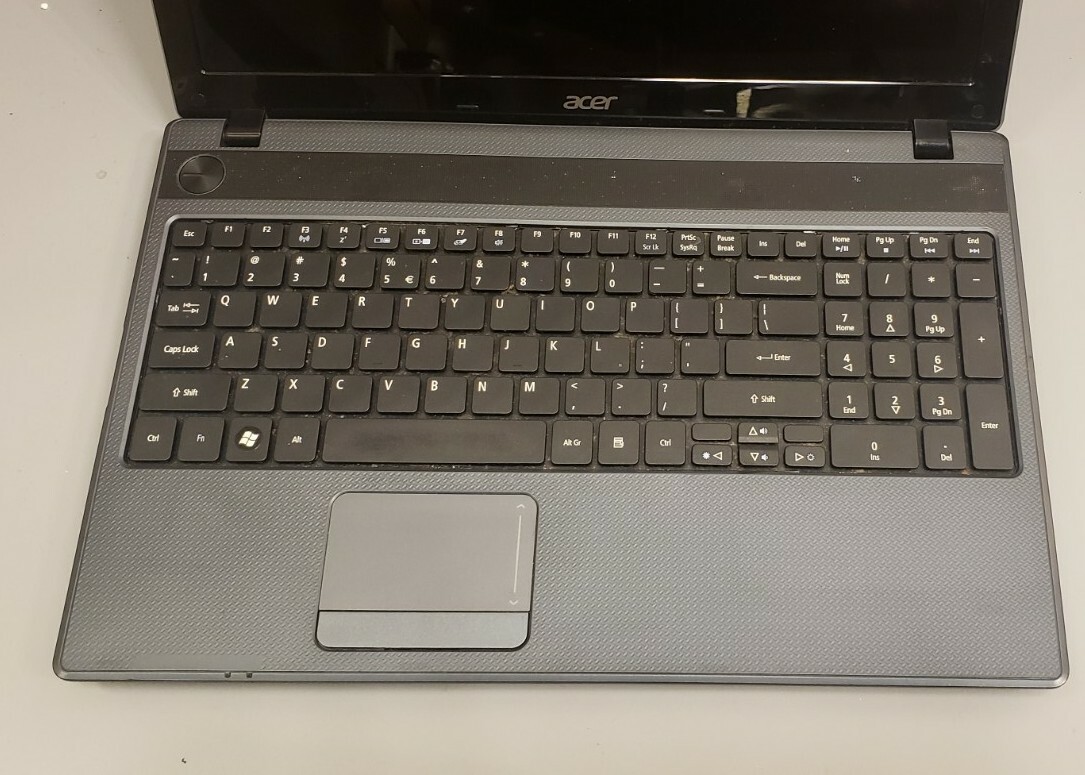 Lot of 2 Used Acer Travelmate P453/Aspire 5733Z-4851 0GB RAM 0GB HDD PARTS