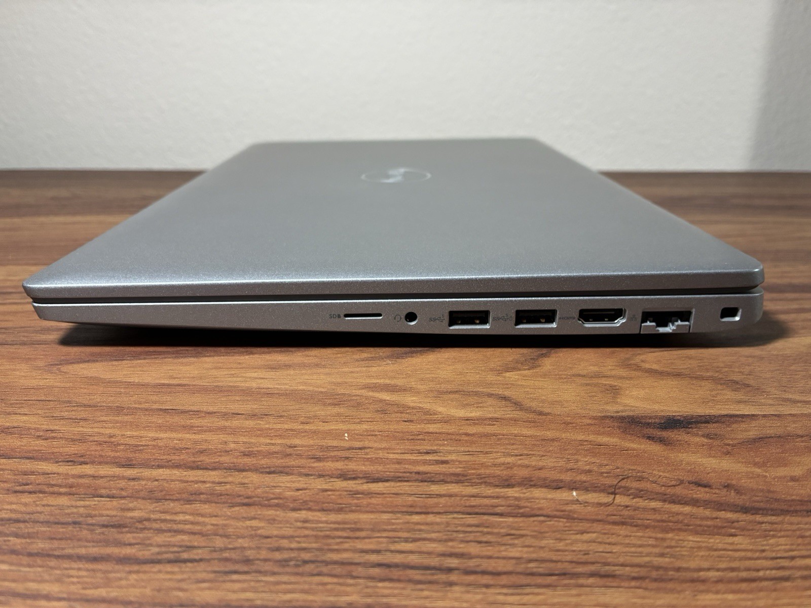 Dell Precision 3590 Ultra 5 8GB DDR5 256GB SSD Win 11 15.6” FHD WIN 11 Warranty!