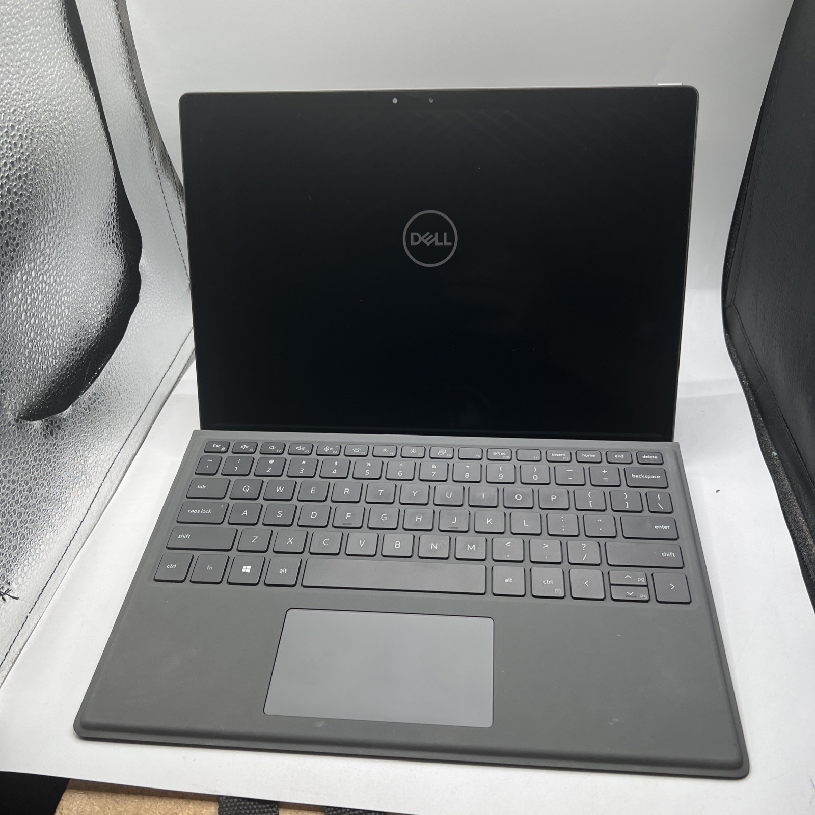 Dell Latitude 7320 Detachable Laptop i5-1140G7 @ 1.10GHZ 8GB RAM 256 SSD