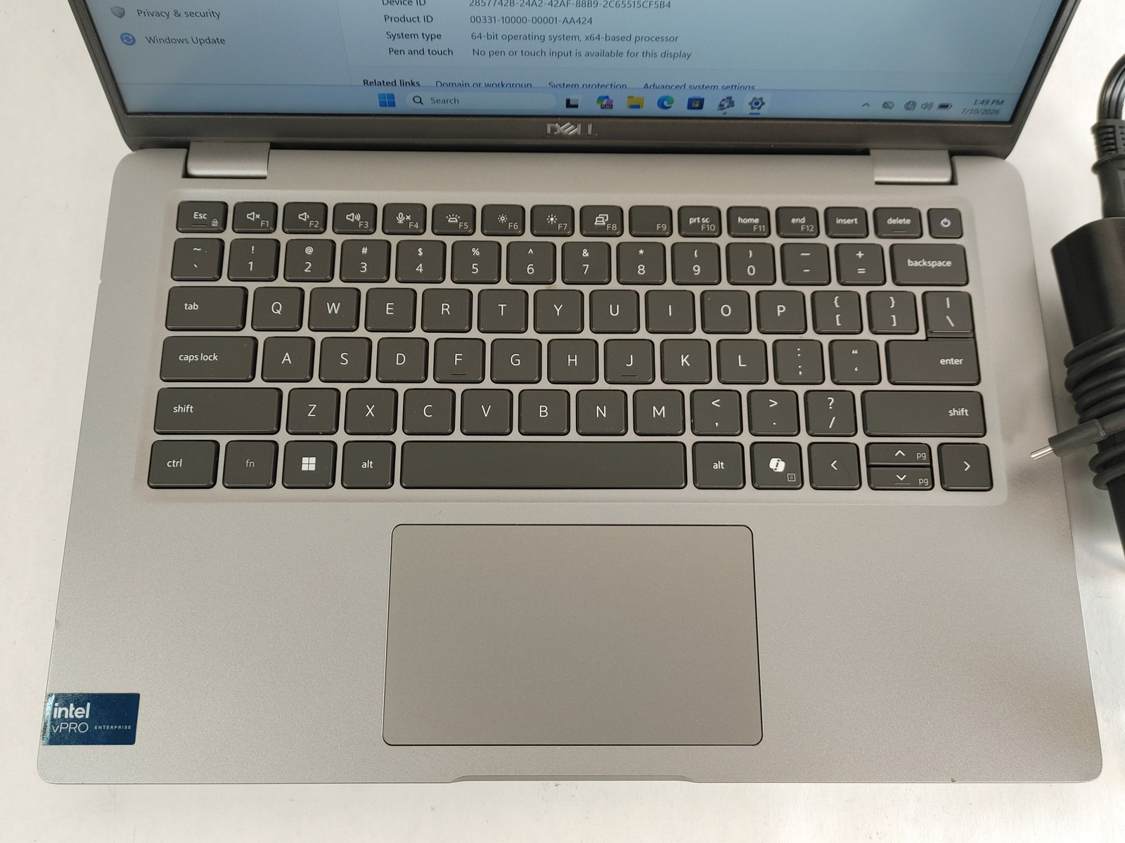 Dell Precision 3490 Core Ultra 7 165H 1.40 GHz 16 GB DDR5 256 GB NVMe Windows 11