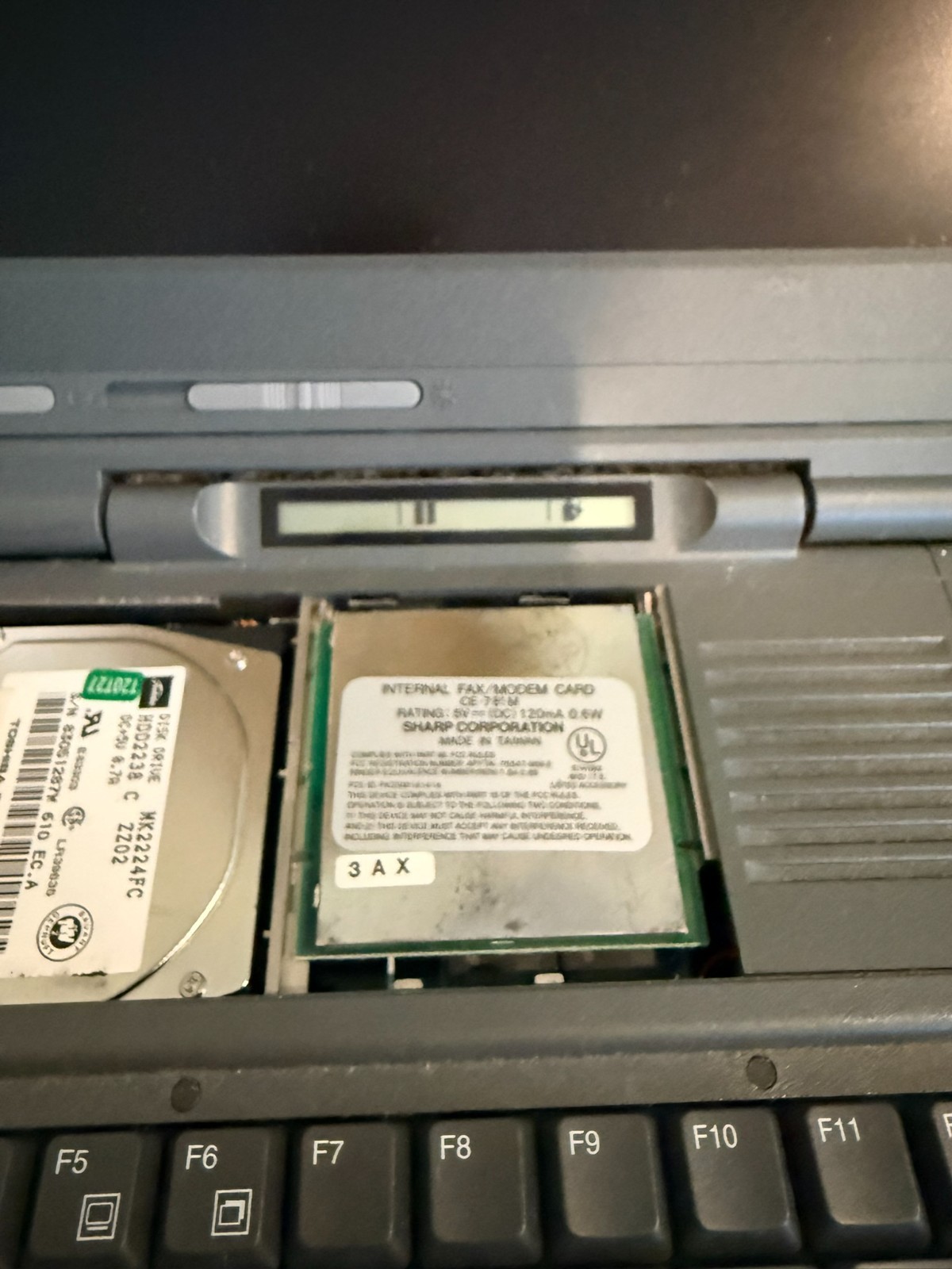 Vintage Sharp Notebook PC 8150 Used , Works Modem , Hard Drive PC Card Slot