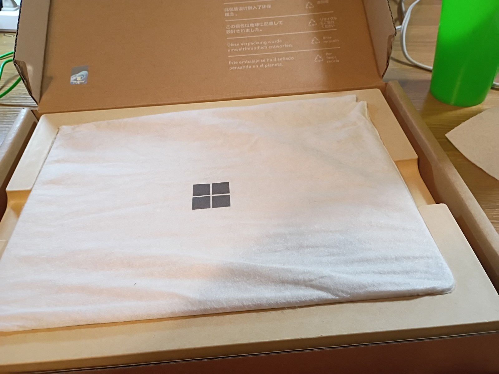 Microsoft Surface Laptop Go 3 12.4in i5 12th Gen 16GB 256GB SSD Platinum