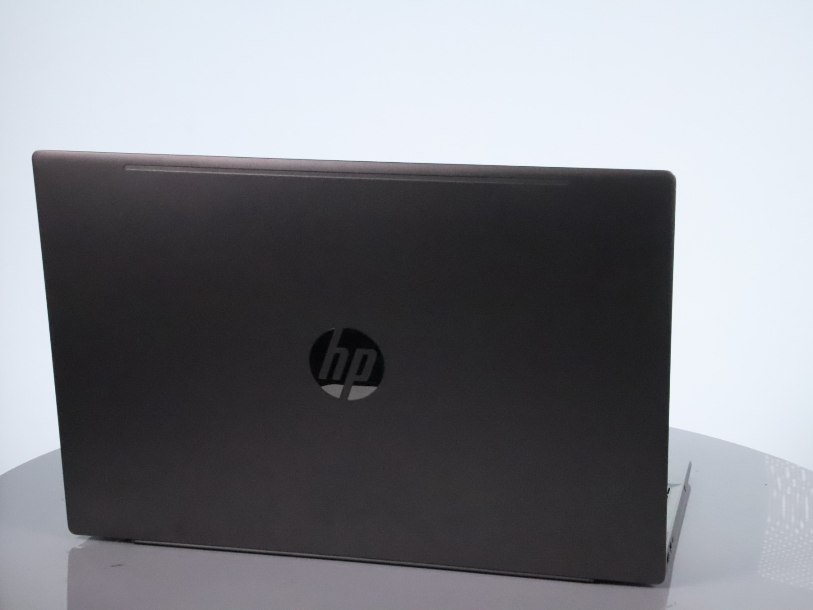 HP 15-CS2071NR Core i7-8565U 8GB RAM 256GB SSD Geforce MX250 W11P w/ 65W Adapter