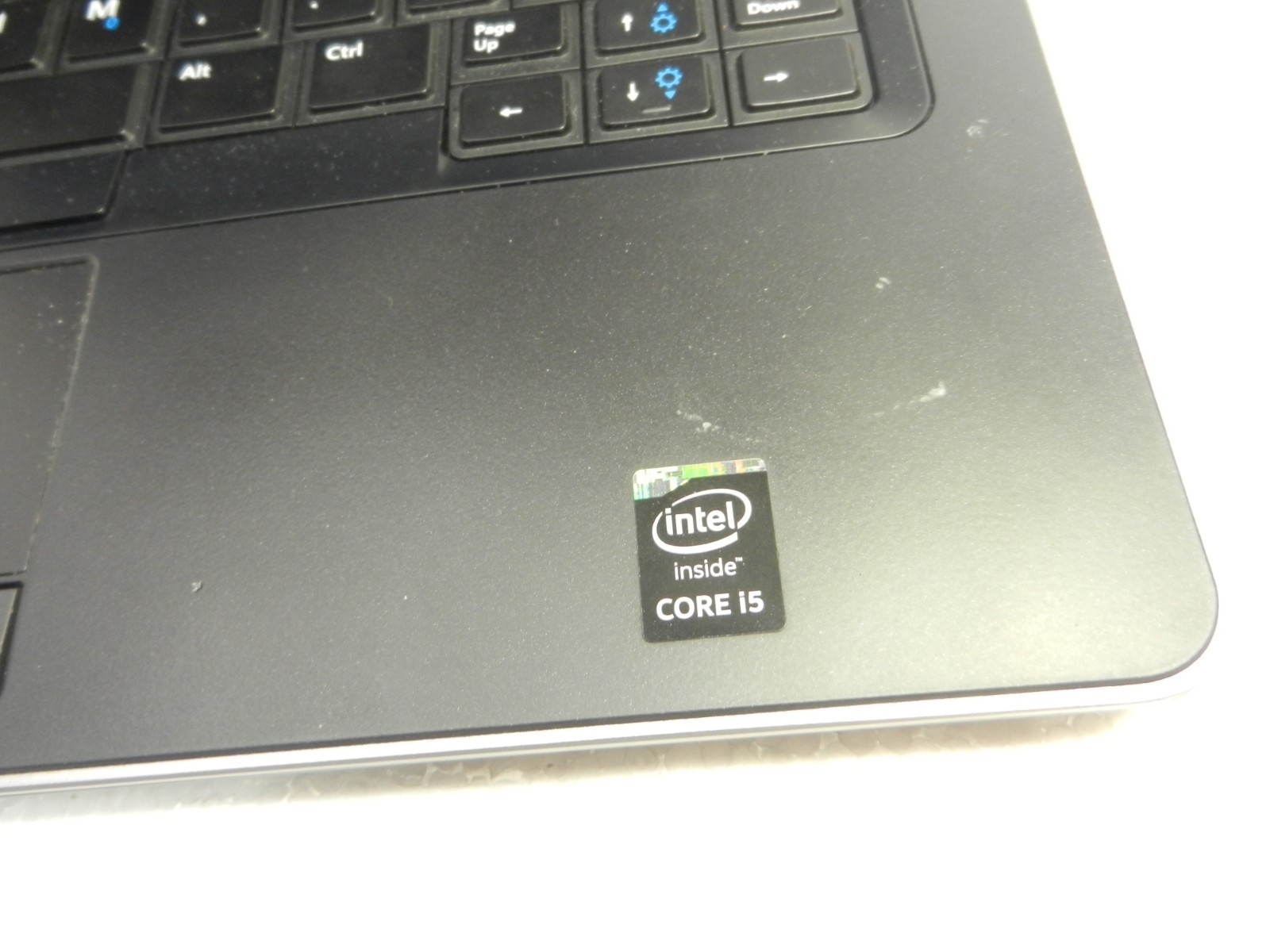 Dell Latitude E7440 CORE i5-4310U @ 2.0GHz / 16GB / NO HDD – MISSING BOTTOM !