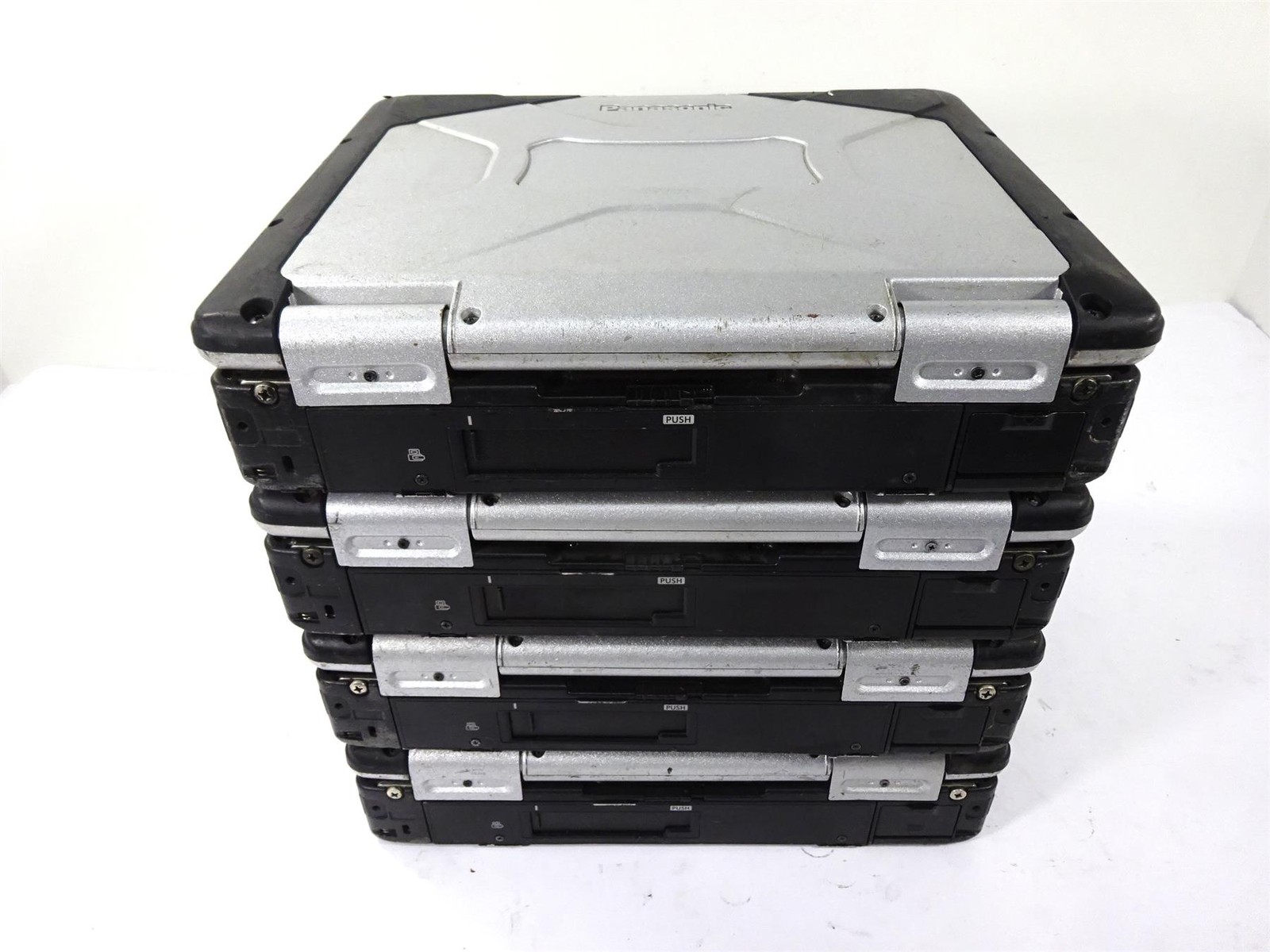 Lot 4 – Panasonic CF-31 MK5 Core i5-5300U 2.3GHz 8GB RAM – No Hard Drive