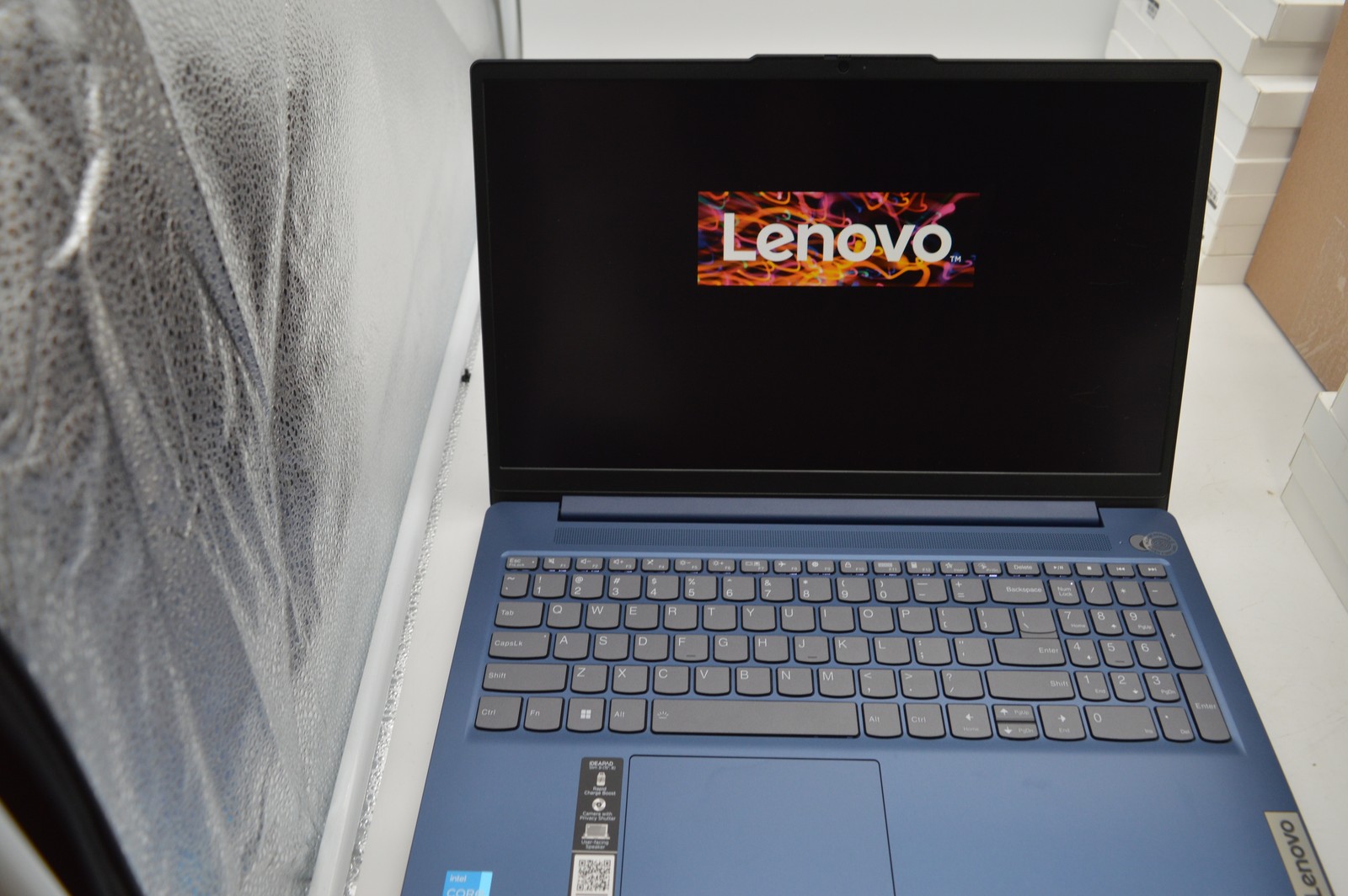 Lenovo IdeaPad Slim 3 15IRU8 Core i3-1315U 1.2GHz 8GB 256GB SSD PC1743347
