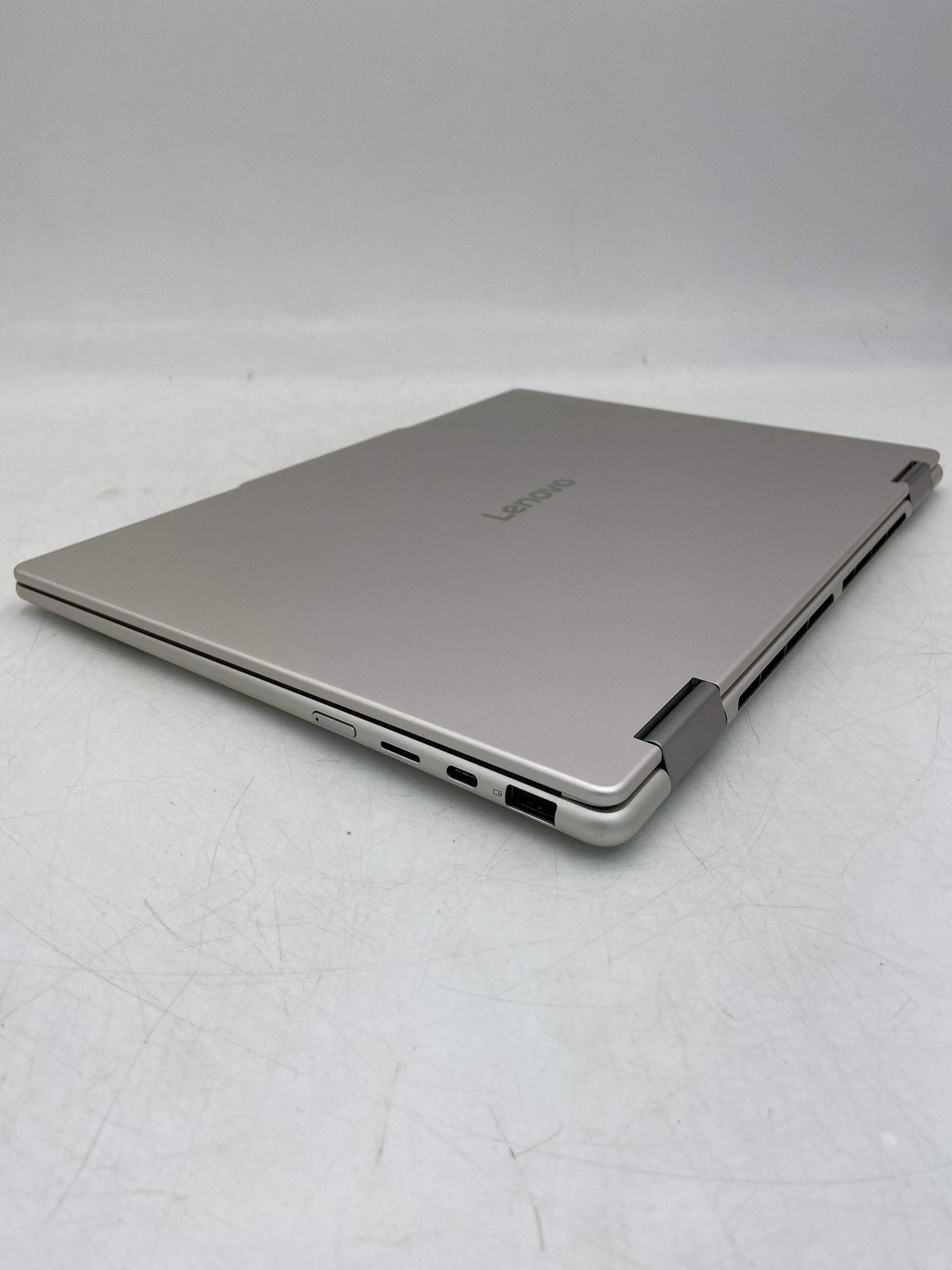 Lenovo Yoga 7 2-in-1 14AKP10 14″ AMD Ryzen AI 5 340 2.0GHz 16GB RAM 512GB SSD AM
