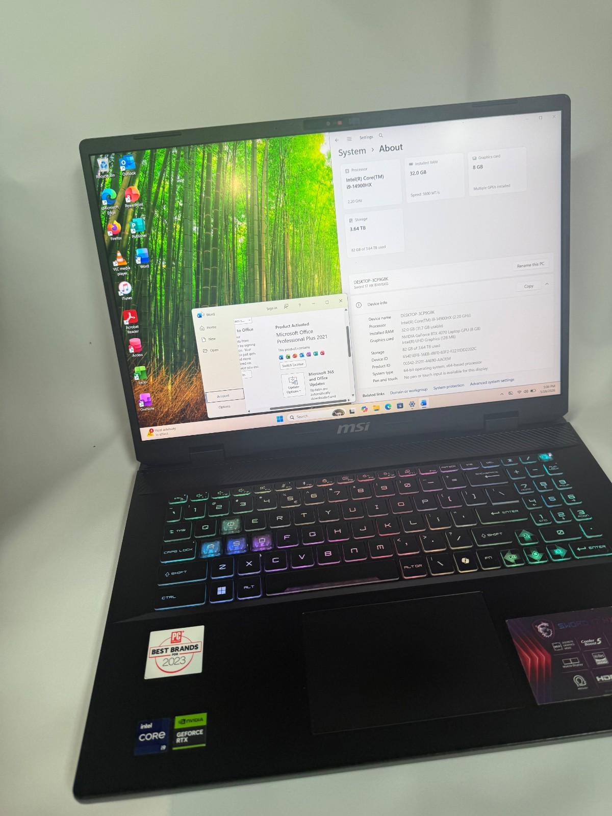 MSI Sword 17 HX B14V – 4TB SSD- i9 14900HX – 32GB DDR5- RTX 4070-MS Office 21 P