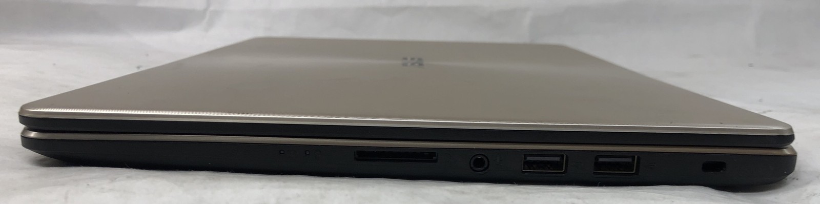 Asus Vivobook 15, AMD A9-9420 Radeon R5 @3.0 GHz, 8GB RAM, 1TB HDD, Windows 10