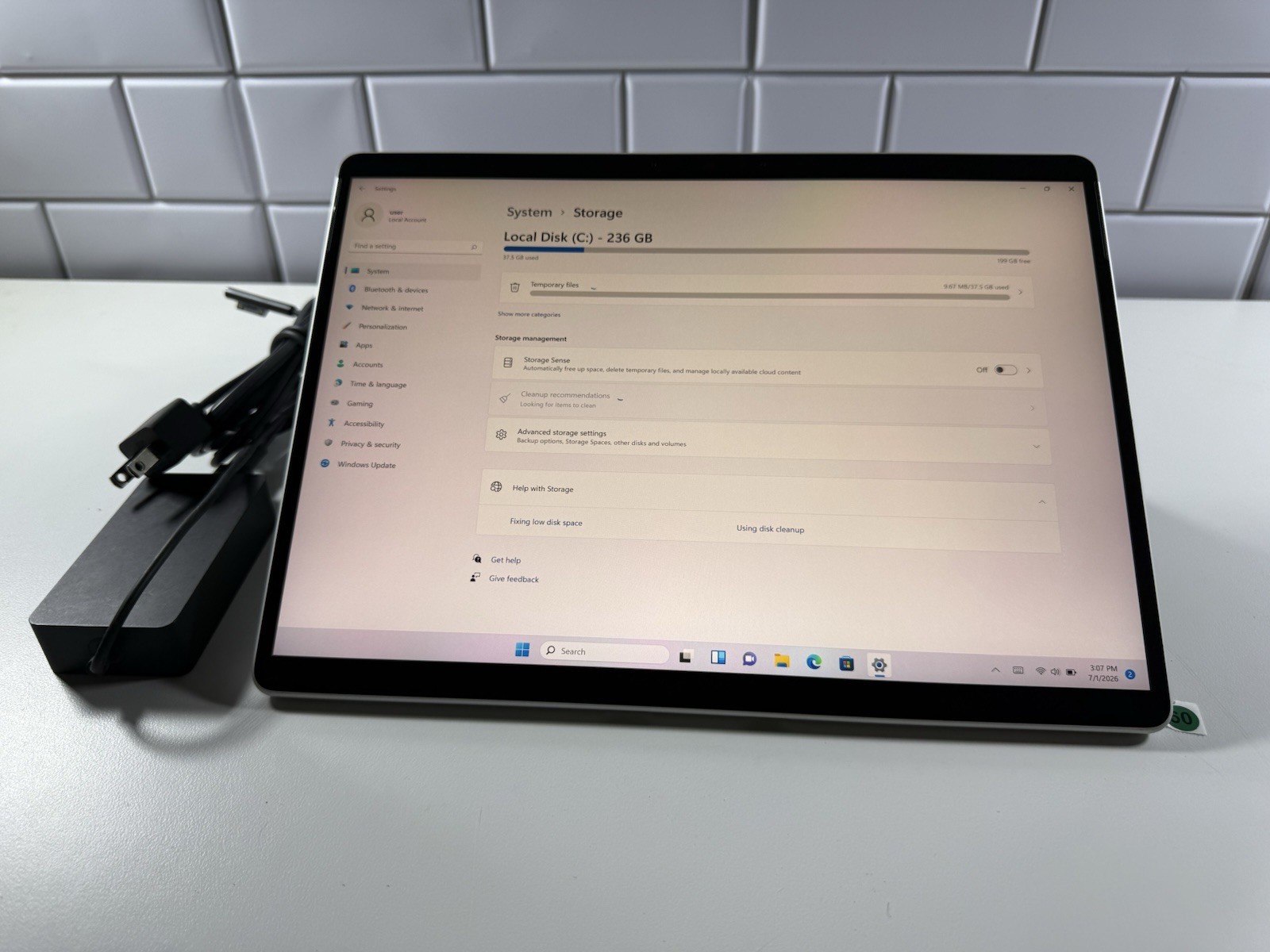 Microsoft Surface Pro 8 (1982) i5-1145G7 – 16GB RAM – 256GB 120Hz – Win 11 Pro