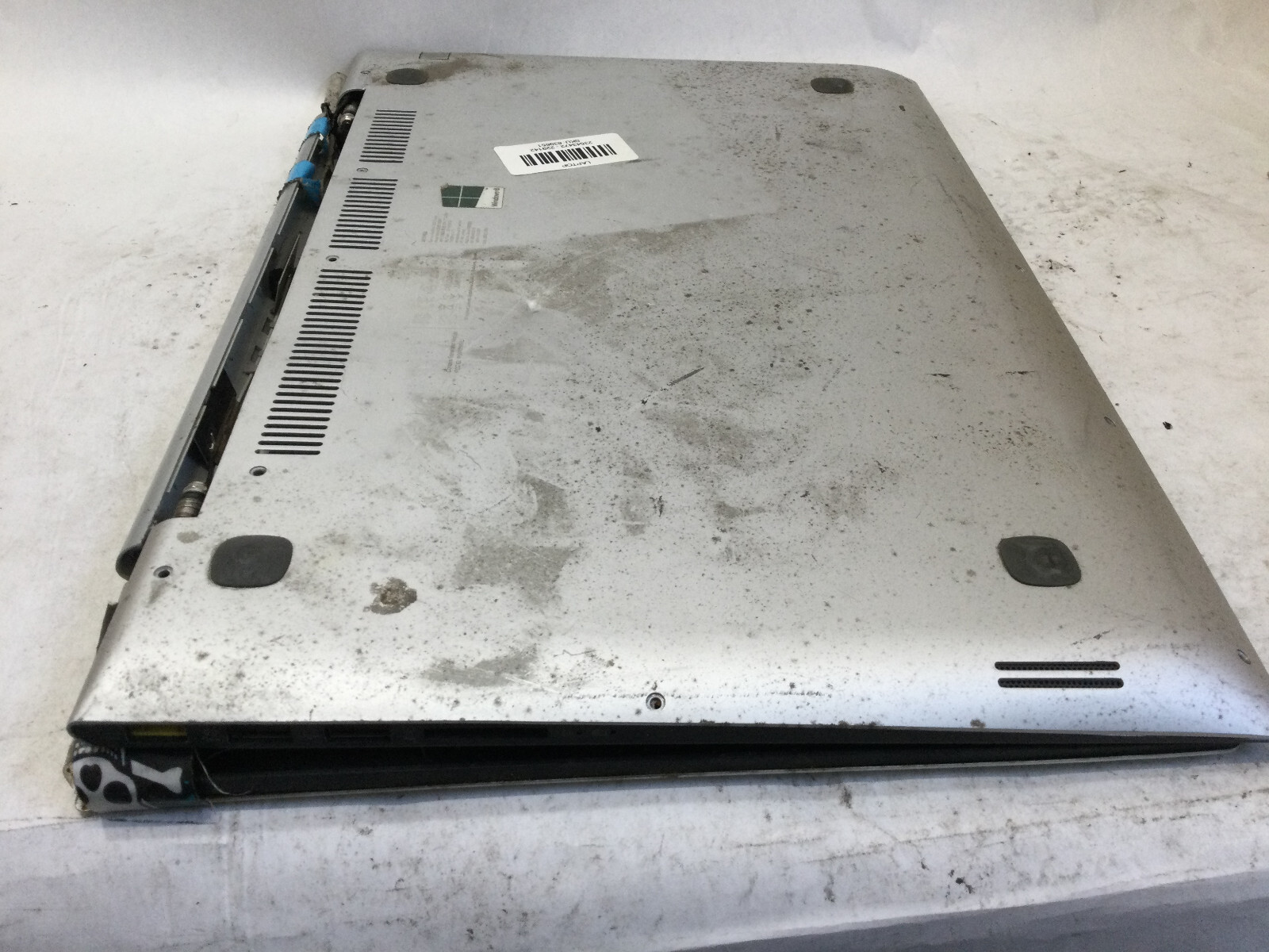 LENOVO IDEAPAD U530 TOUCH – FOR PARTS – BROKEN HINGES – INTEL I7 – READ DESC -BB