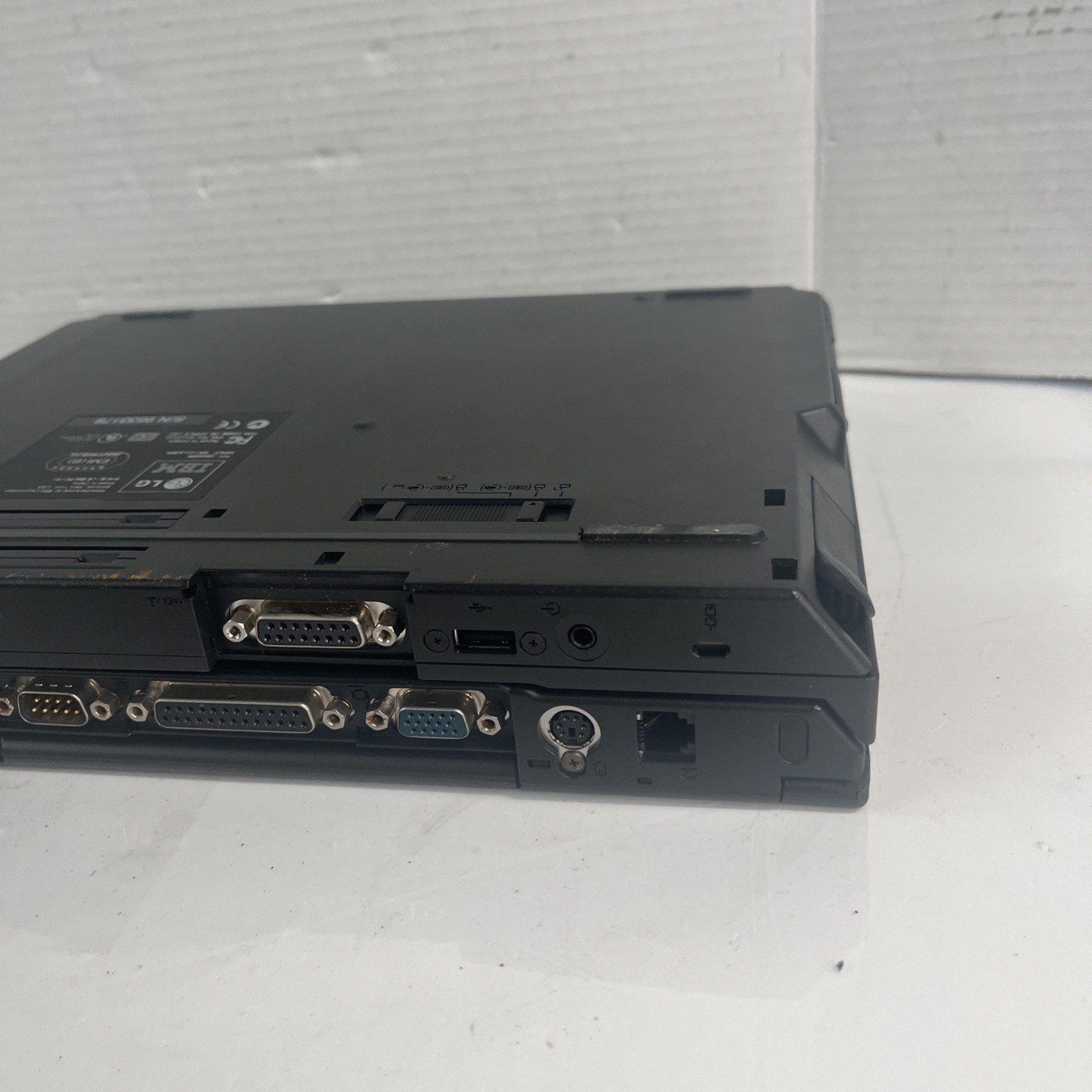VINTAGE IBM ThinkPad 570 13″ Intel Pentium 2 + DOCKING STATION