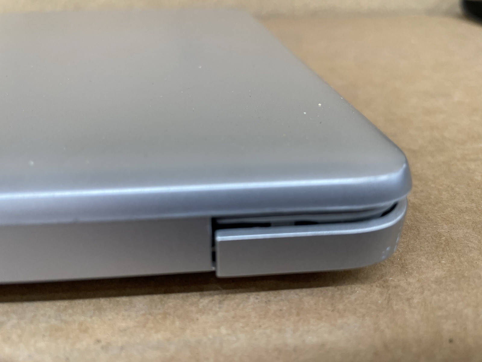 HP Laptop 17-by3xxx, Intel Core i5-1035G1 @1.00GHz, 4GB RAM, 256GB SSD, W11 READ