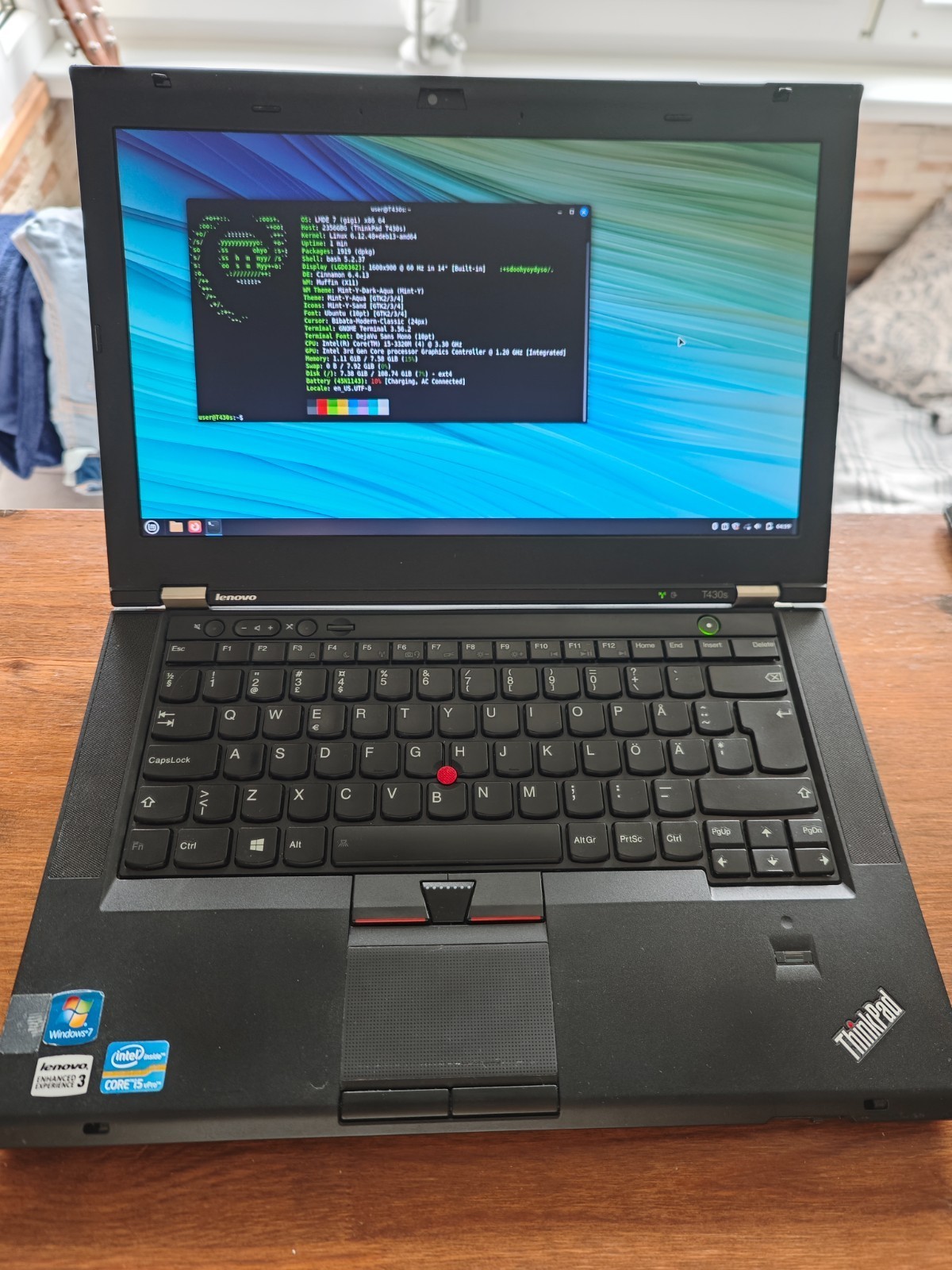 Lenovo Thinkpad T430s Laptop – 128gb SSD, 8gb RAM, Linux