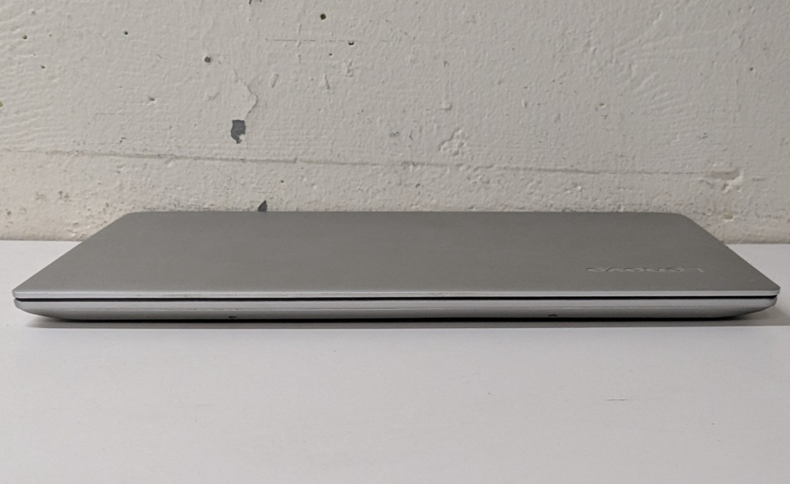 Lenovo IdeaPad 720S-14IKB 14″ i7-8550U 8GB No Drive Nvidia MX150 SOLD AS-IS