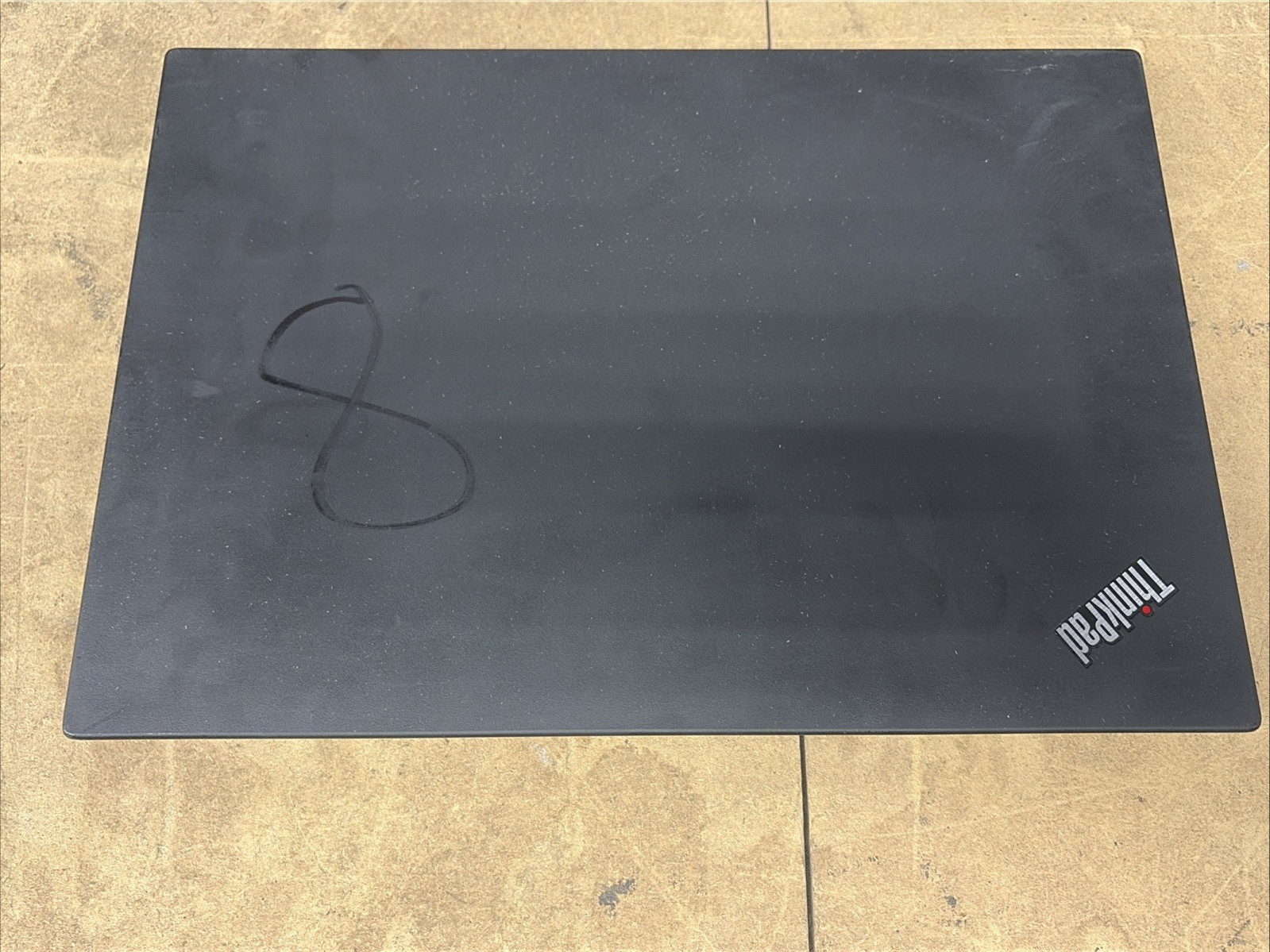 Lenovo ThinkPad T490 14″ FHD i5-8250U 8GB RAM No Battery/OS/SSD