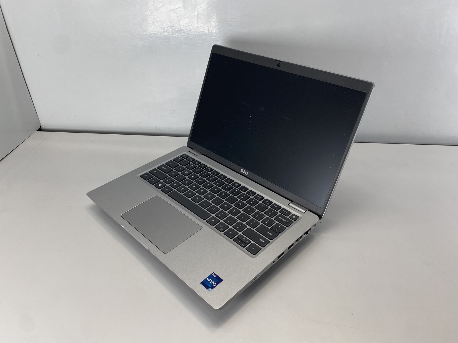 Dell Laptop Latitude 5431 1270P 14″ Intel Core i7-1270P 512GB NVIDIA MX550