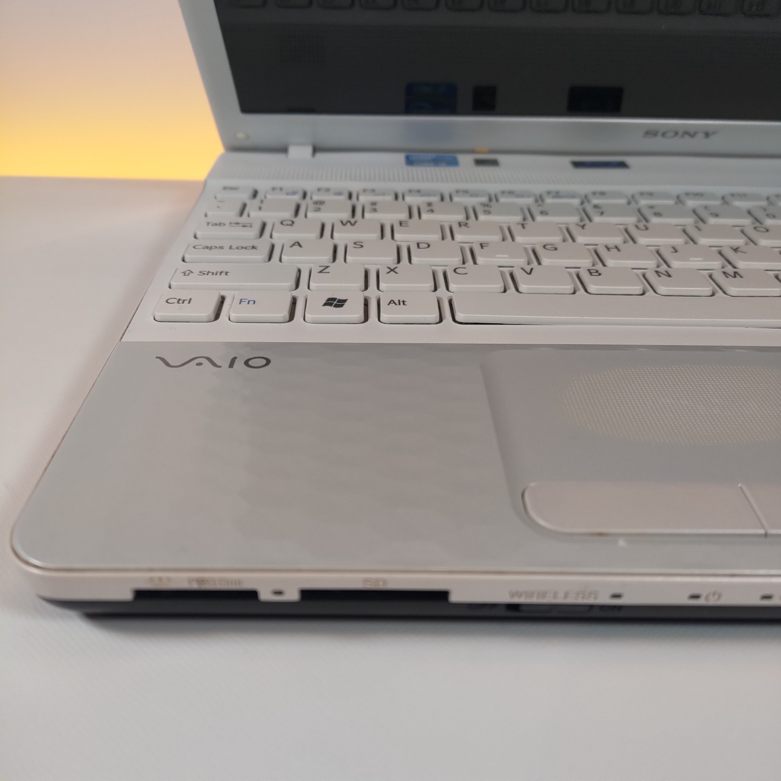 [Full Inspected and English OS PC] Sony VAIO VPCEH39FJ English Keyboard Core i5
