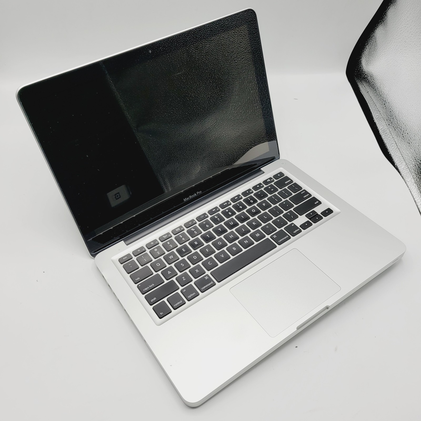 MacBook Pro A1278 Core i5-3210M 2.5GHz 4GB RAM No HDD 13″ FOR PARTS