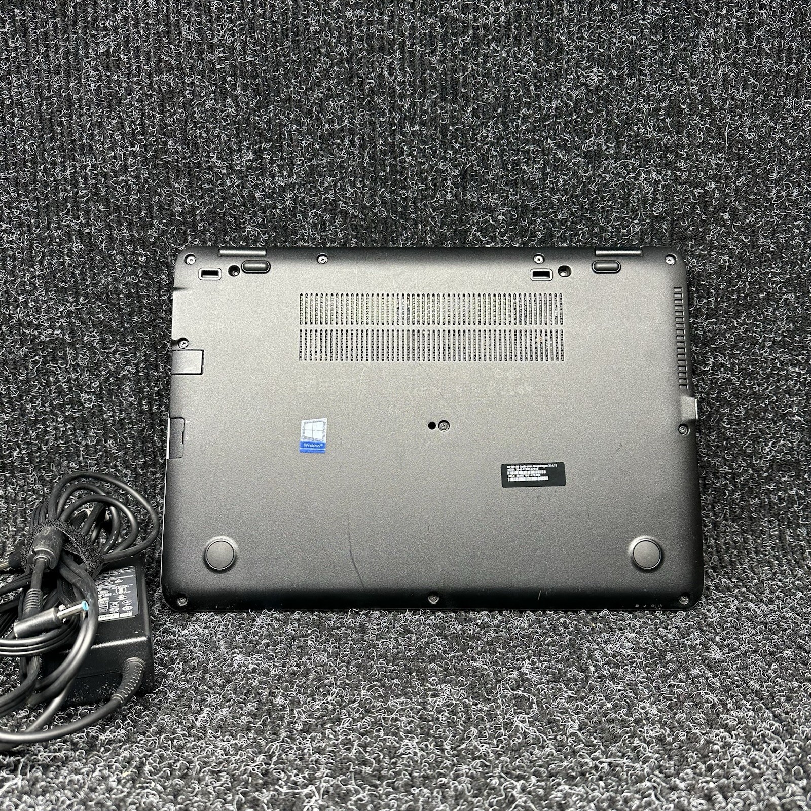 HP MT43 MOBILE THIN CLIENT 14” AMD PRO A8-9600B R5 8GB RAM w/AC NO SSD BAD BATT