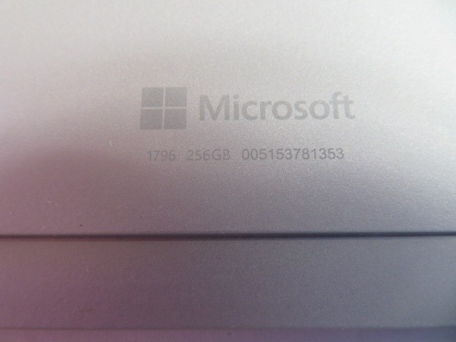 MICROSOFT SURFACE PRO 5TH GEN (1796) i5-7300U 8GB 256GB NVMe TOUCH WIN 11 PRO