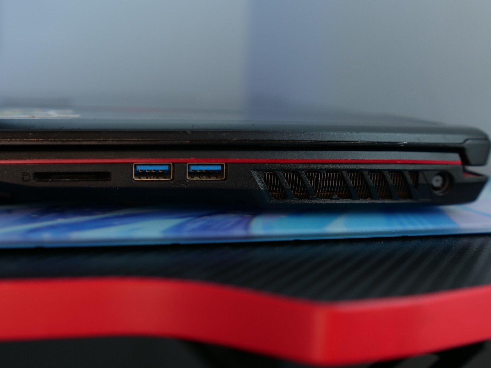 MSI GL63 8SC Gaming Laptop i7-8750H GTX 1650 32GB 256GB SSD 1Tb HDD