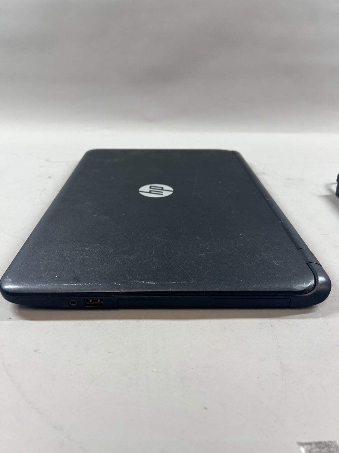 HP Laptop 15-F009WM 15.6″ E1-2100 1.0GHz 4GB RAM 500GB HDD Bad Battery