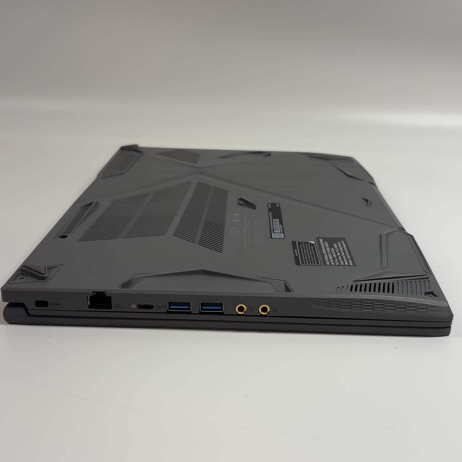 MSI Thin 15 B13VE 15.6″ i5-13420H 2.1GHz 16GB RAM GeForce RTX 4050 READ