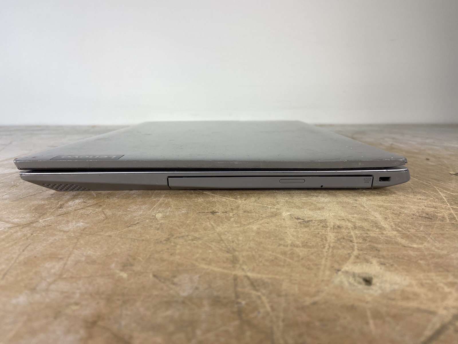 LENOVO IDEAPAD L340-15API AMD RYZEN 3 3200U @ 2.6GHz, 8GB RAM, NO HDD/OS-(PARTS)