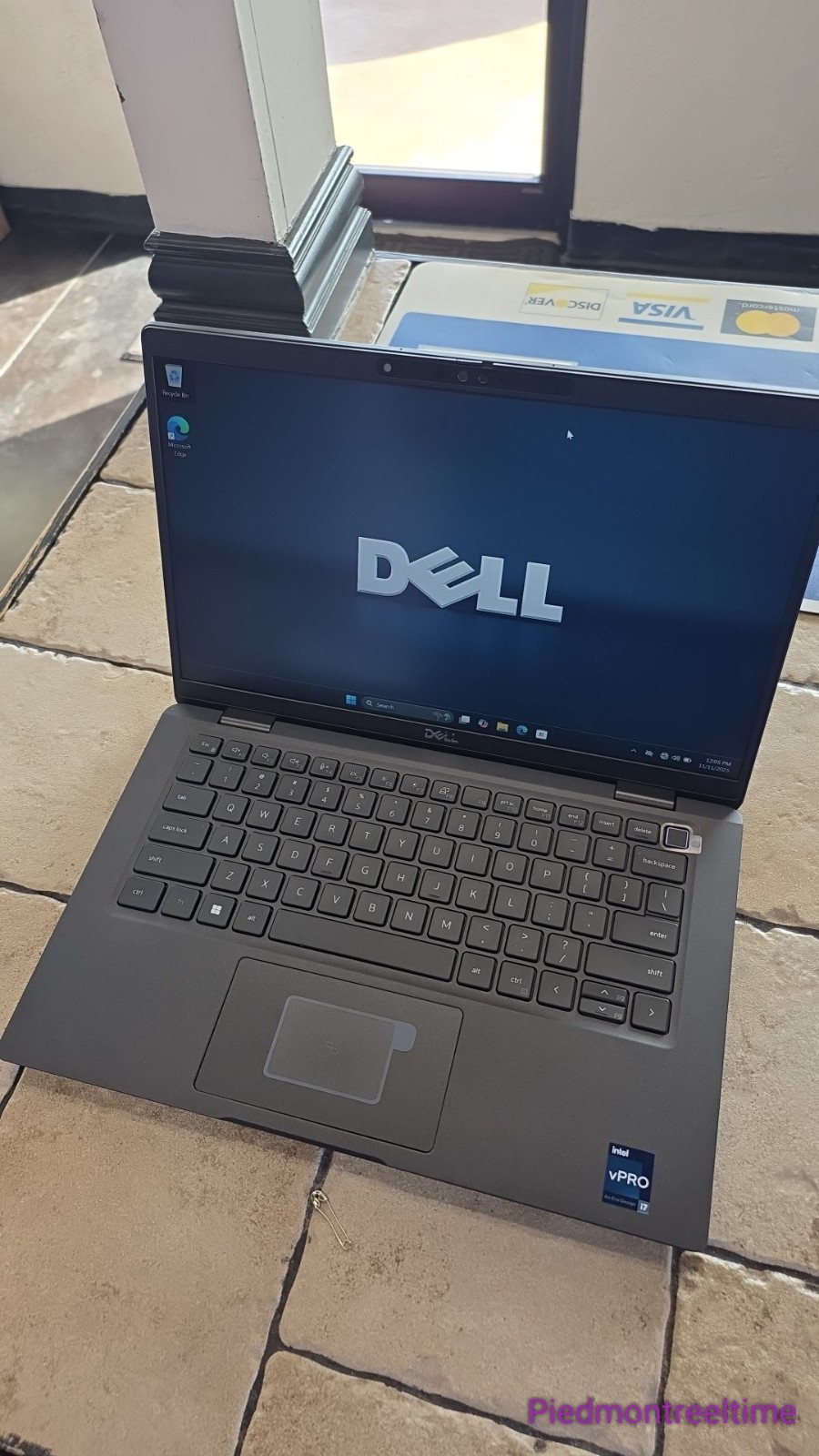 Dell Latitude 7330 13.3″ FHD i7 1265U 2.69GHz Iris Xe 16GB 256GB Win11Pro Laptop