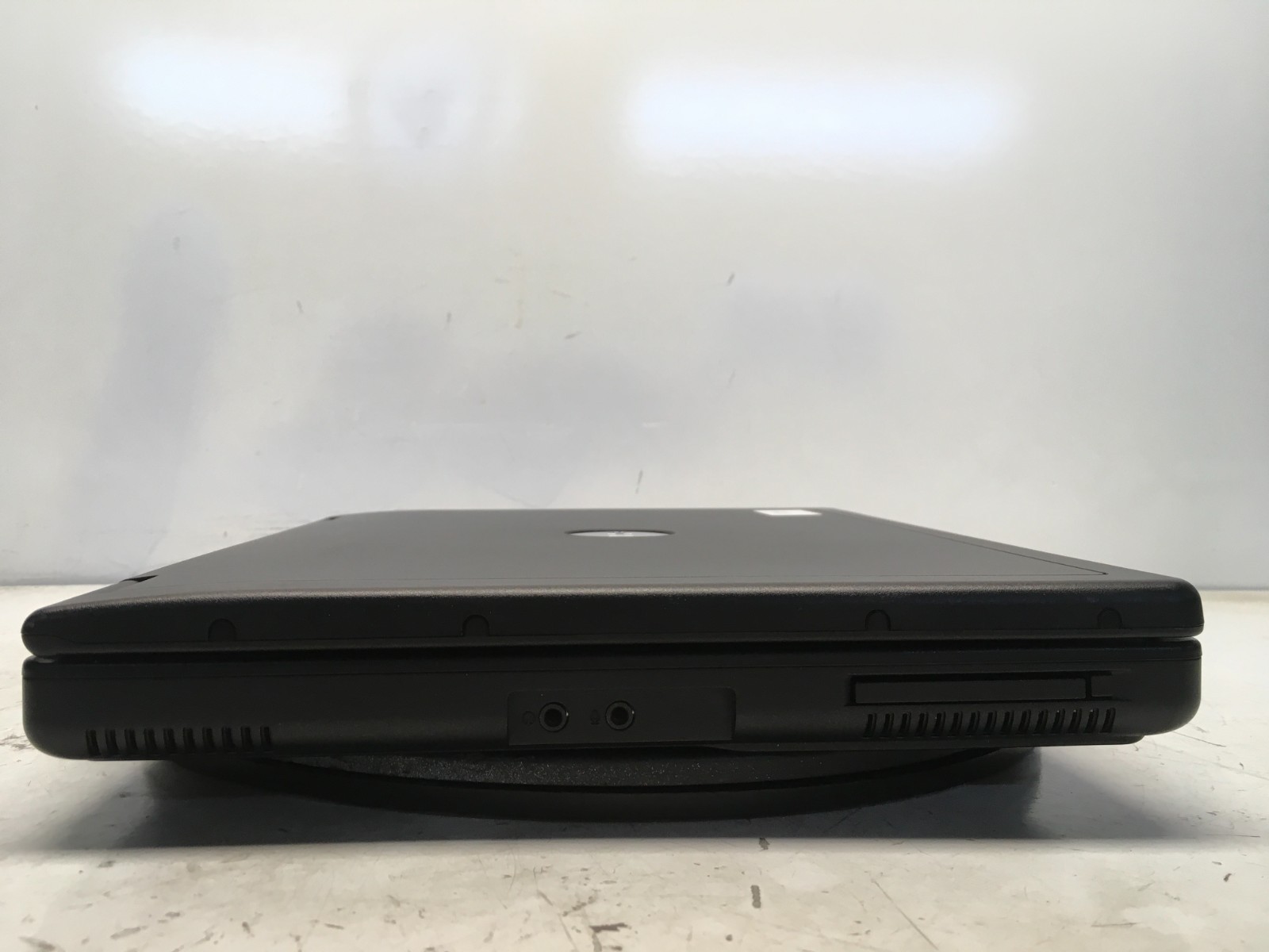 Dell Inspiron 2200 Intel Celeron M 06D8 1.4GHz 256 MB NO HDD