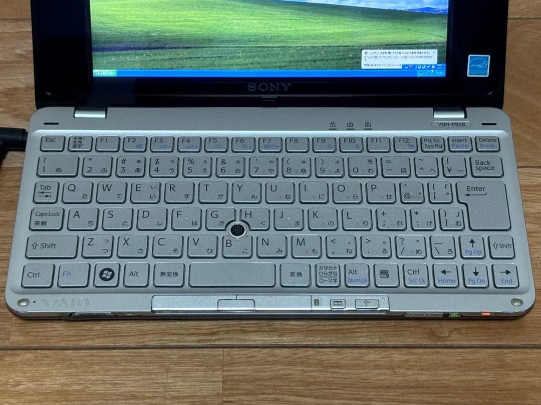 Sony VAIO VGN-P90S type P 8″ Ultraportable Atom Z540 2GB 60GB WinXP As-Is