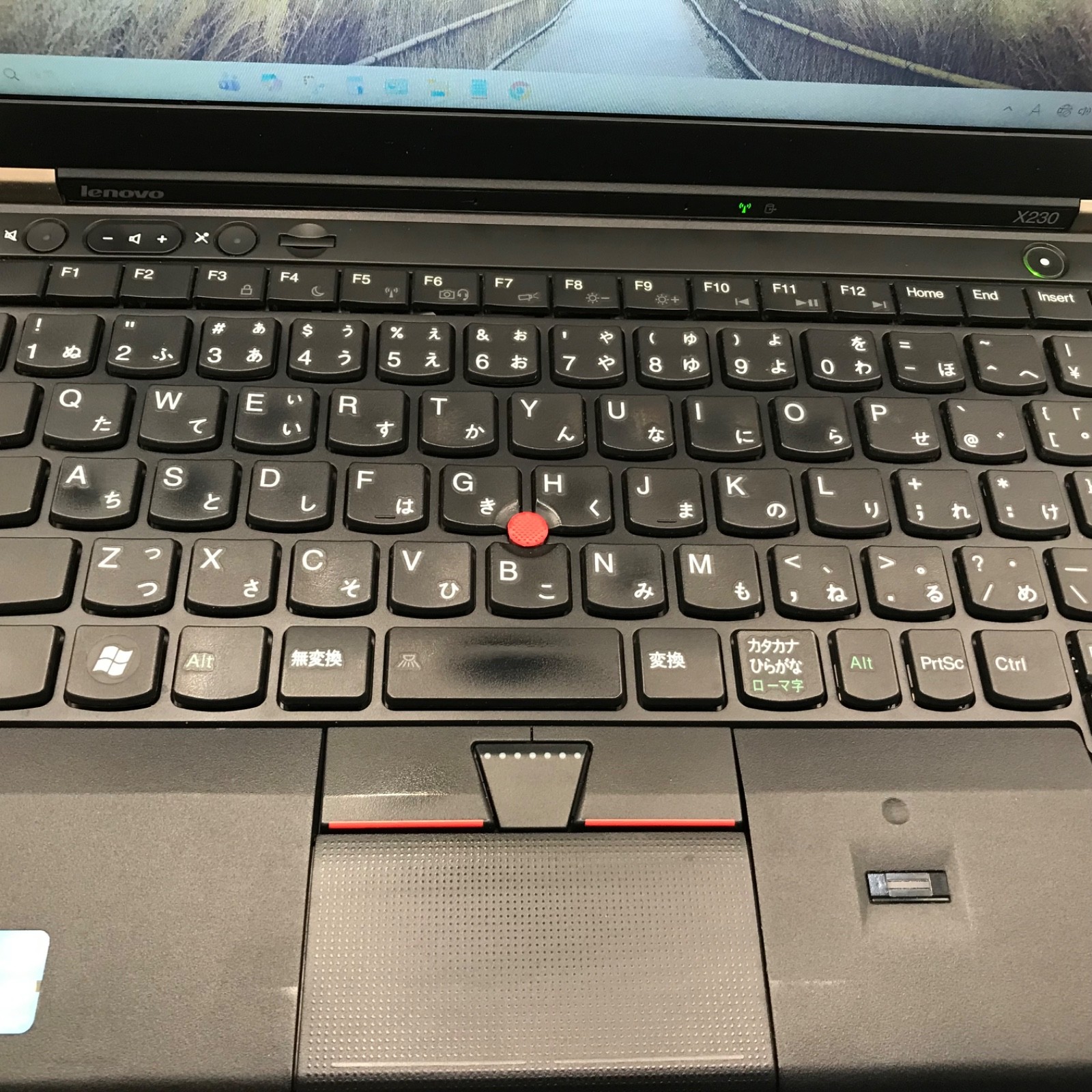 Lenovo ThinkPad X230 Core i5 / 8GB / SSD 128GB / Windows 7 Used From JP