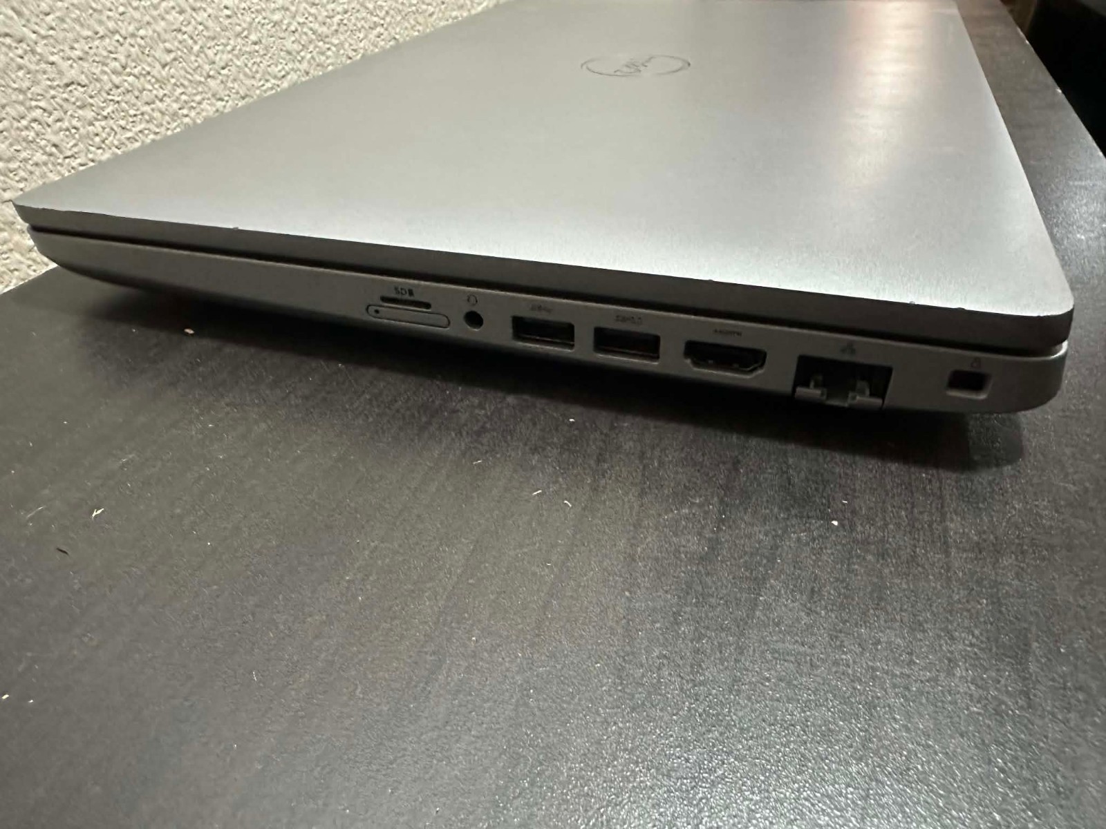 Dell Precision 3551 Laptop 6-Core i7 10th Gen. 16GB 256GB SSD Win11 Office2021