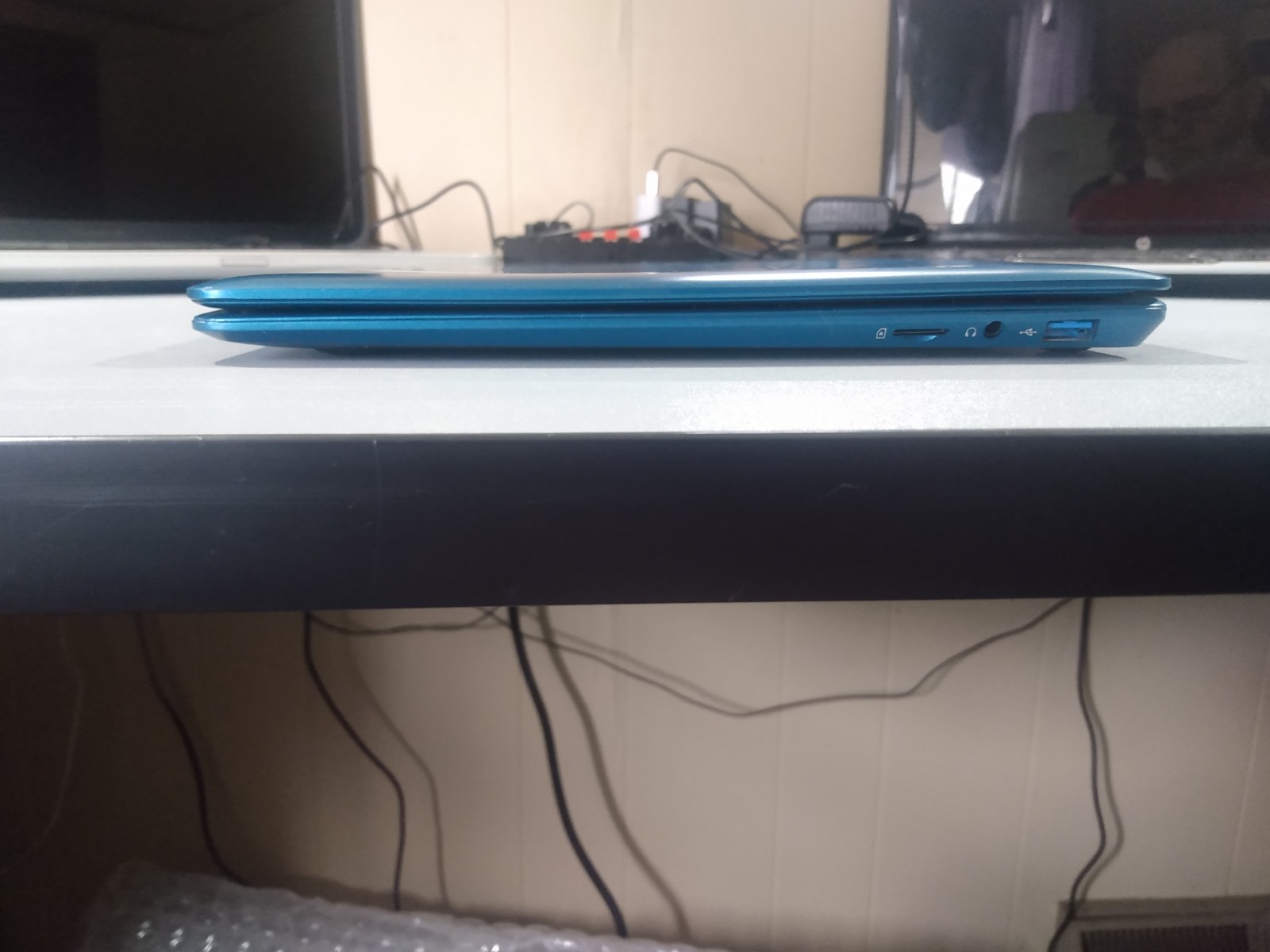 Gateway Gwtn141-1bl laptop windows 11