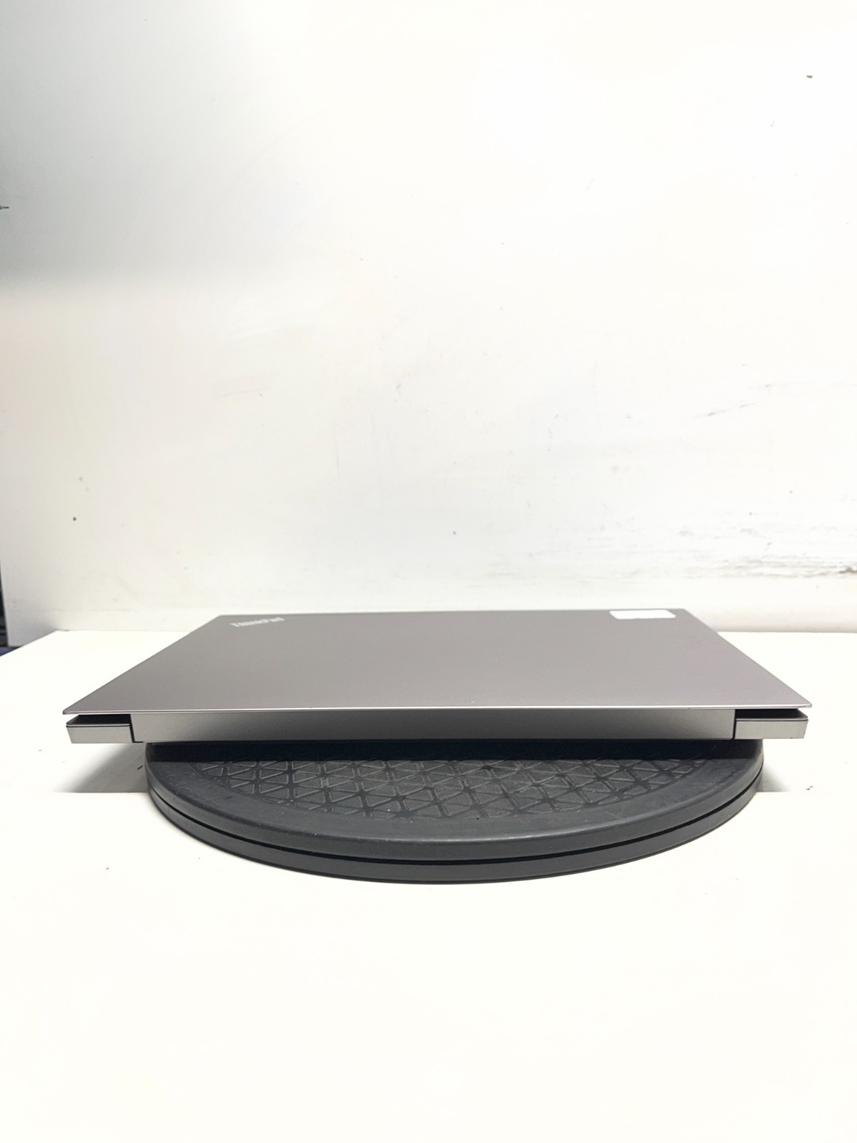 Lenovo ThinkPad E480 Intel Core i5-8250U No HDD/Ram
