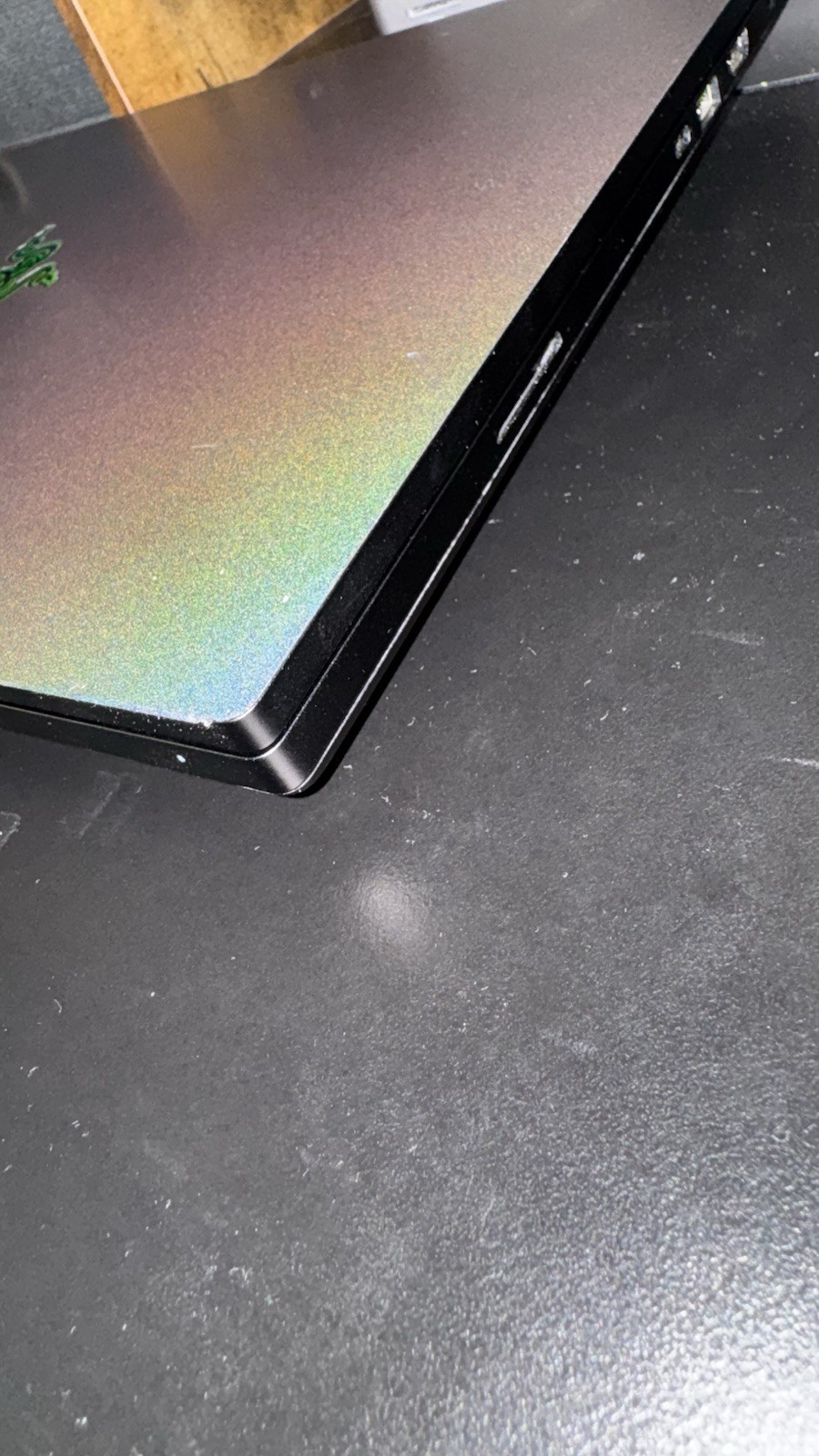 Razer Blade 16 (2024) OLED I9-14900HX/RTX 4090 64GB RAM