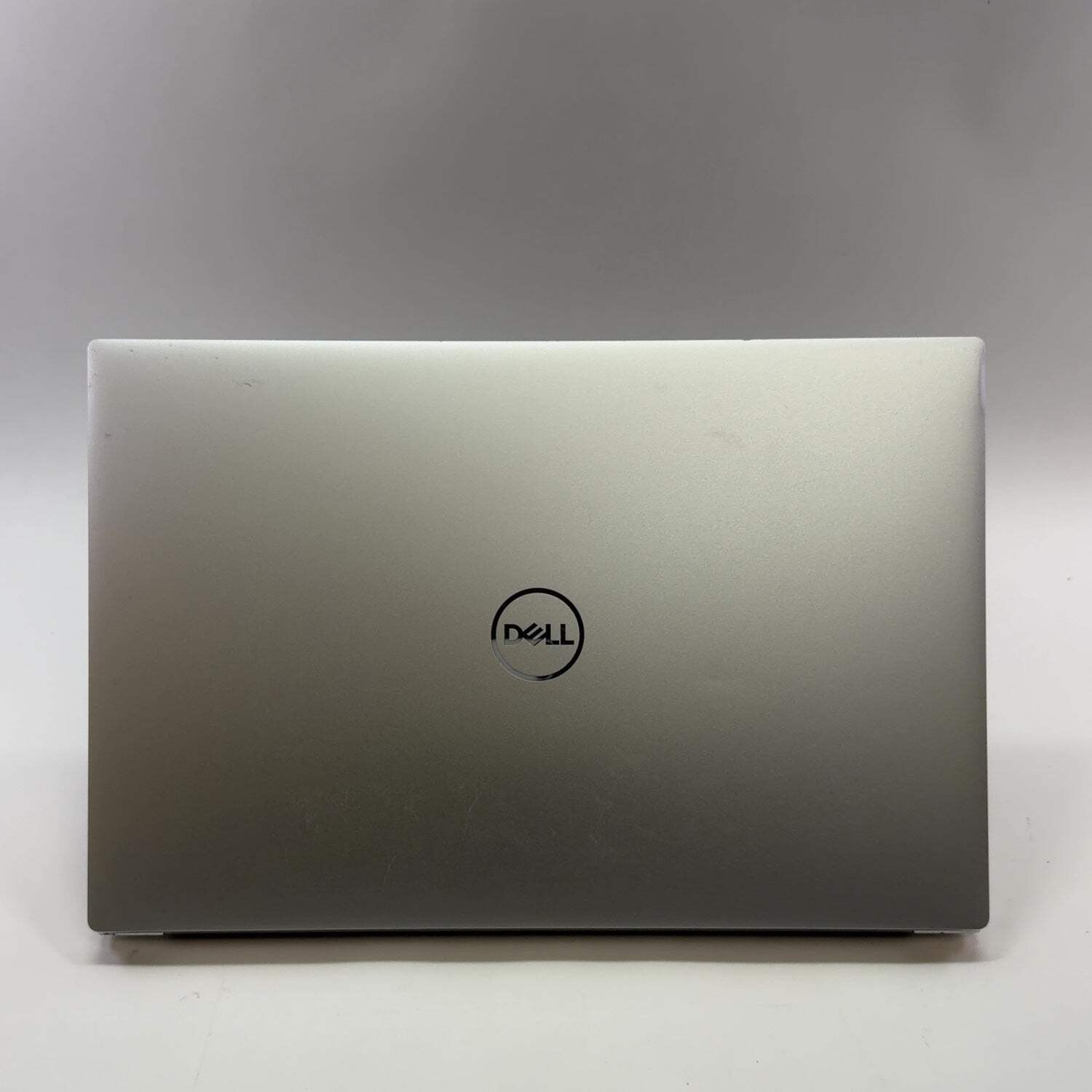 Dell XPS 9510 15.6″ i7-11800H 2.3GHz 16GB RAM 512GB SSD GeForce RTX 3050 Ti