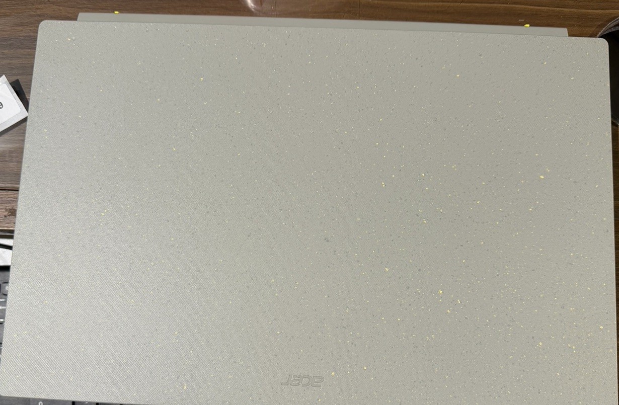 acer Aspire Vero AV15-52-712Q Intel Core i7-1255U 16GB DDR4 | 1TB SSD/ Read