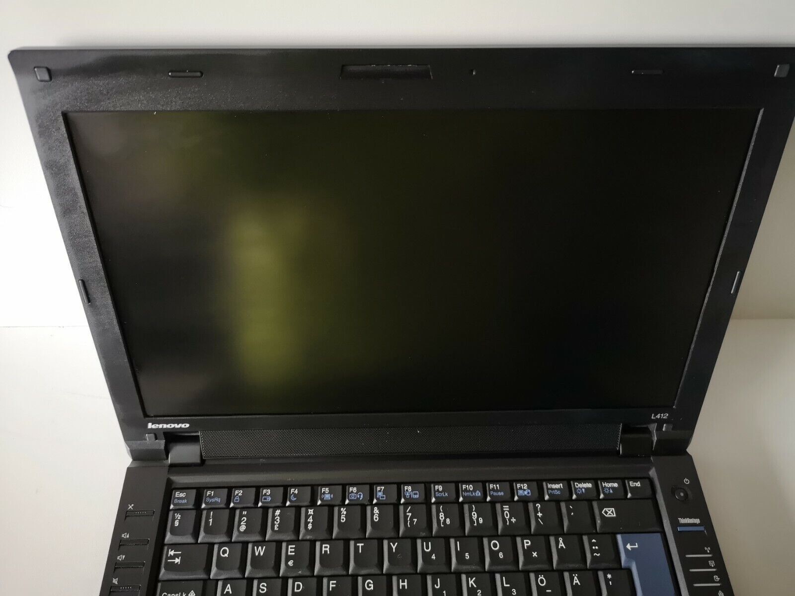 Laptop Lenovo ThinkPad L412 14.1 inch HD i5-520M, 2GB/160GB HDD Windows 7 Pro