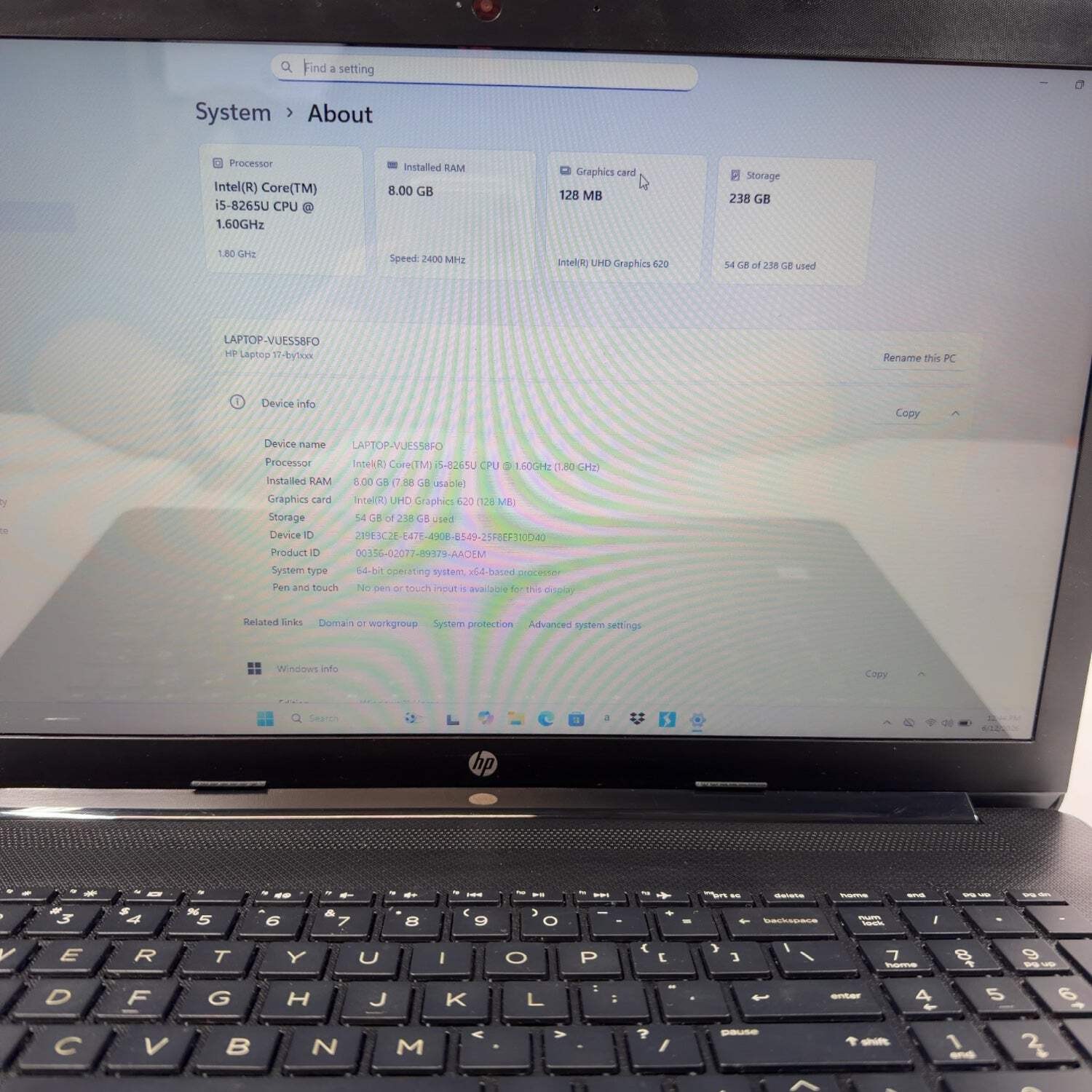 HP Laptop 17-BY1053DX 17.3″ i5-8265U 1.6GHz 8GB RAM 256GB SSD
