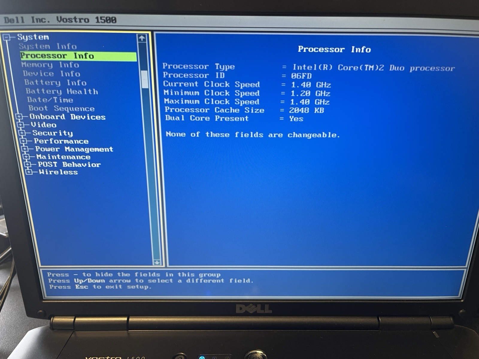 Dell Vostro 1500 15.4″ Glossy Laptop C2D 1.4GHz 2GB NO HDD NO OS