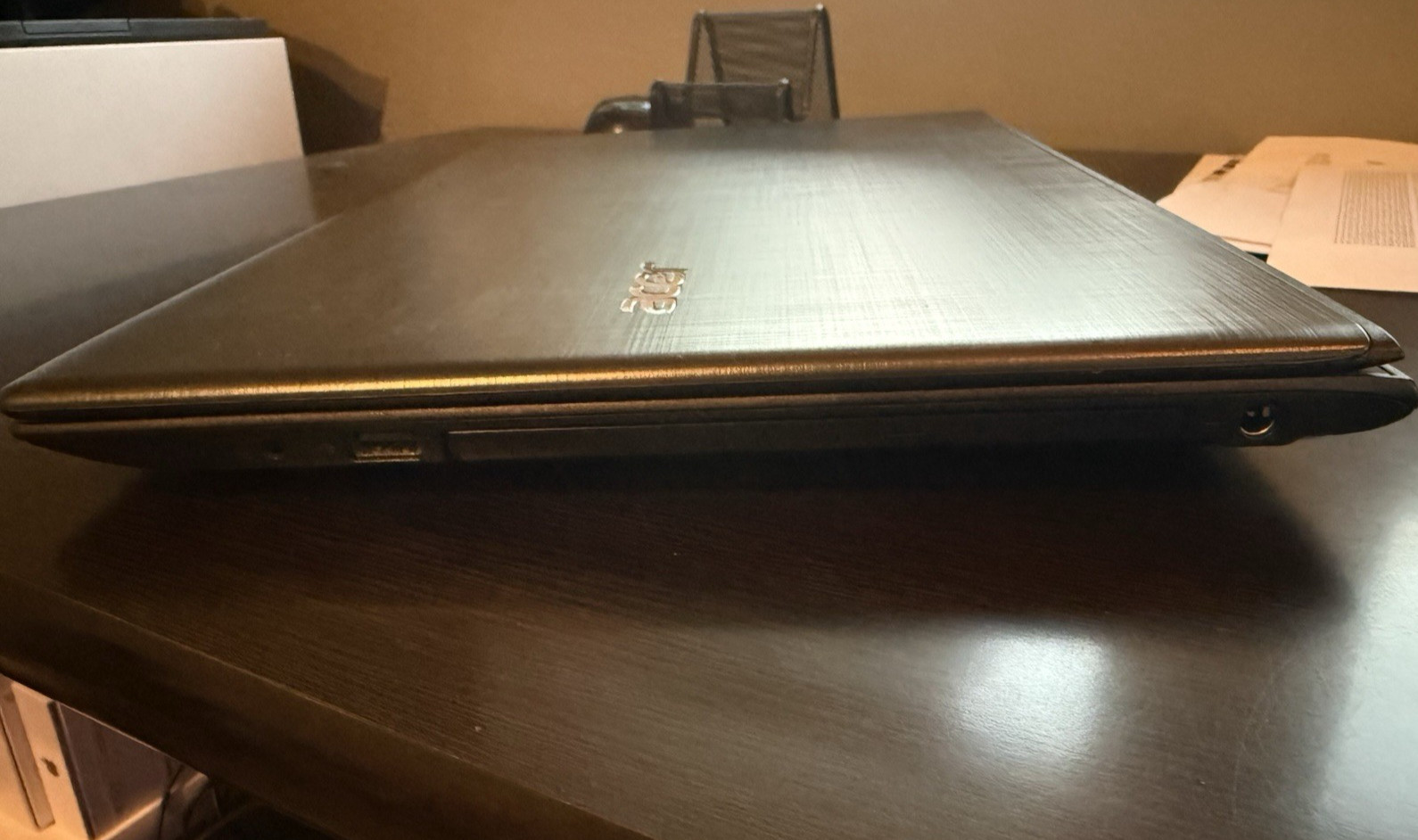 Acer Aspire E5-575 15″ Laptop Intel i3-7100U 8GB RAM 224GB SSD Win10 Computer