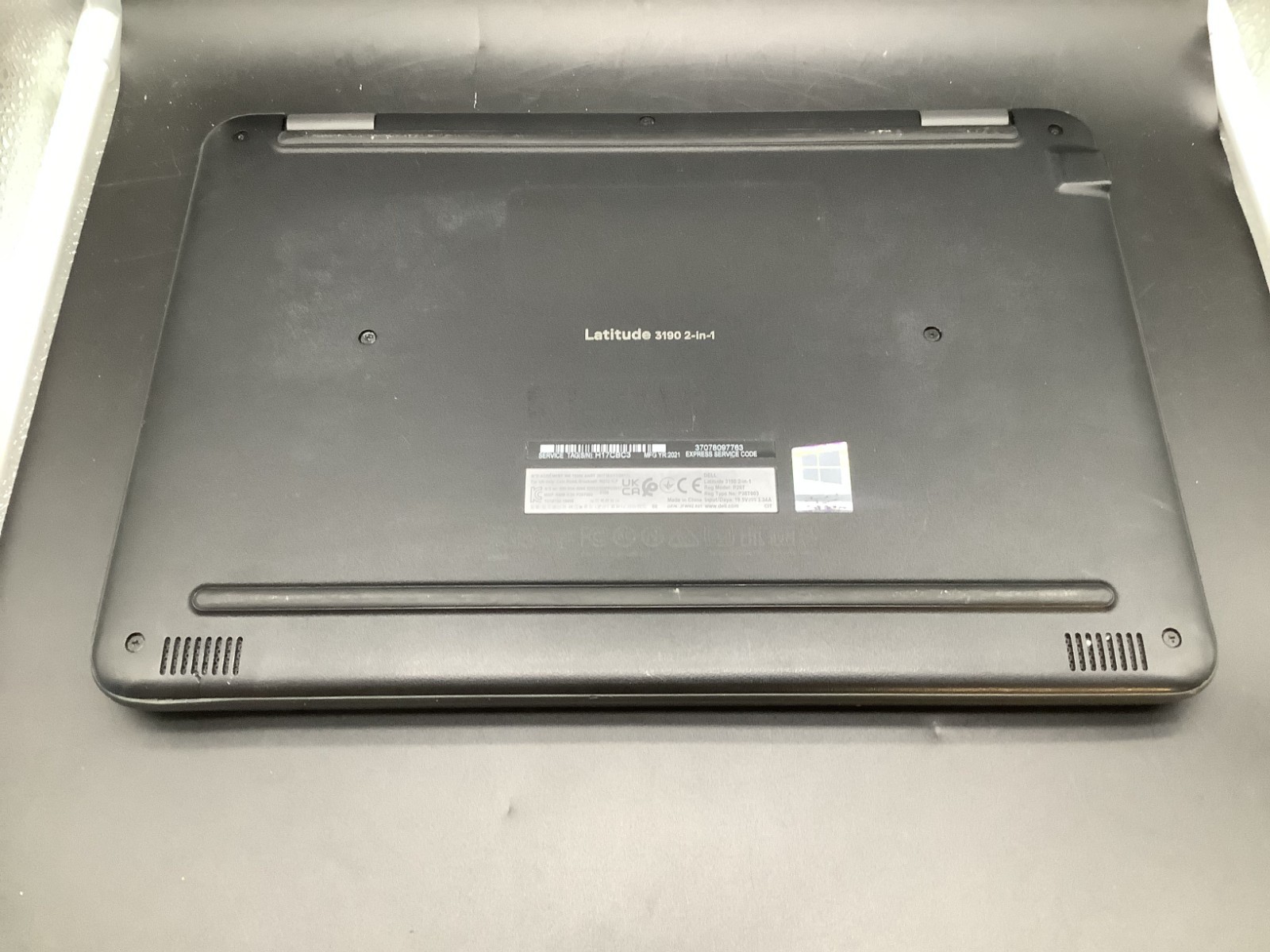 Dell Latitude 3190 2-in-1 Pentium Silver N5030 1.10GHz 4GB RAM 128GB SSD C Grade